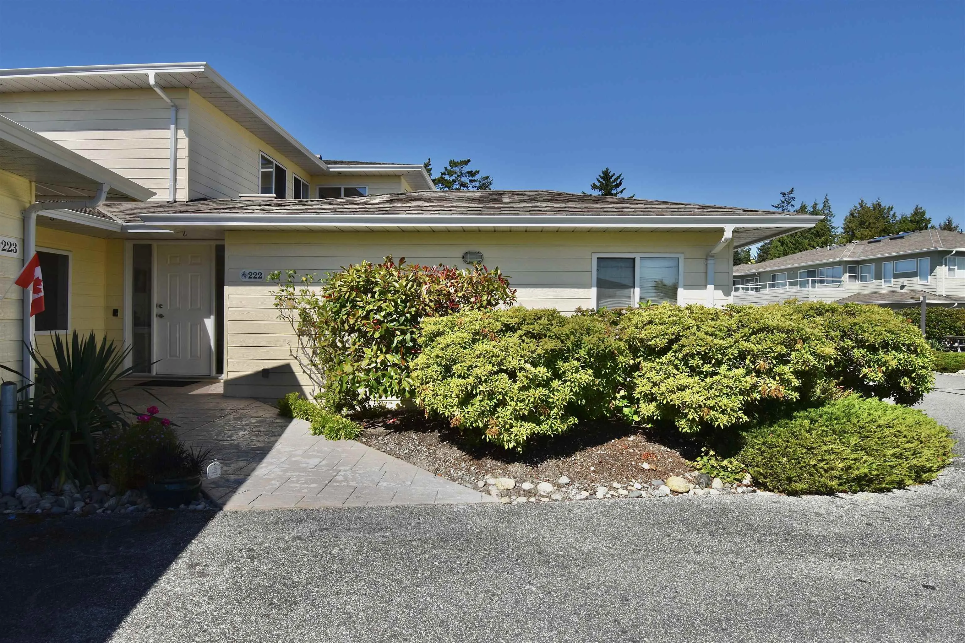 222 1585 Field Road