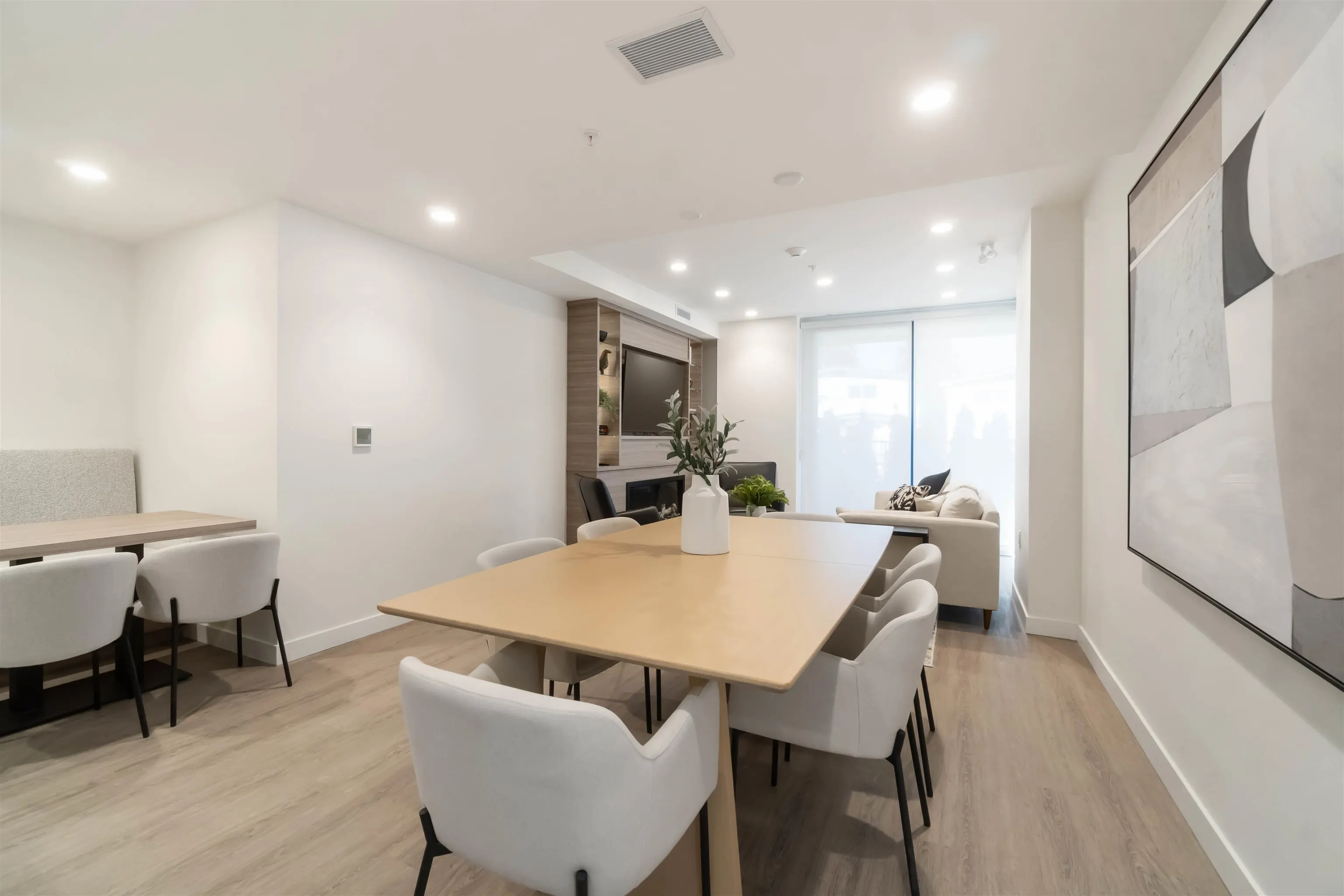 602 8398 Oak