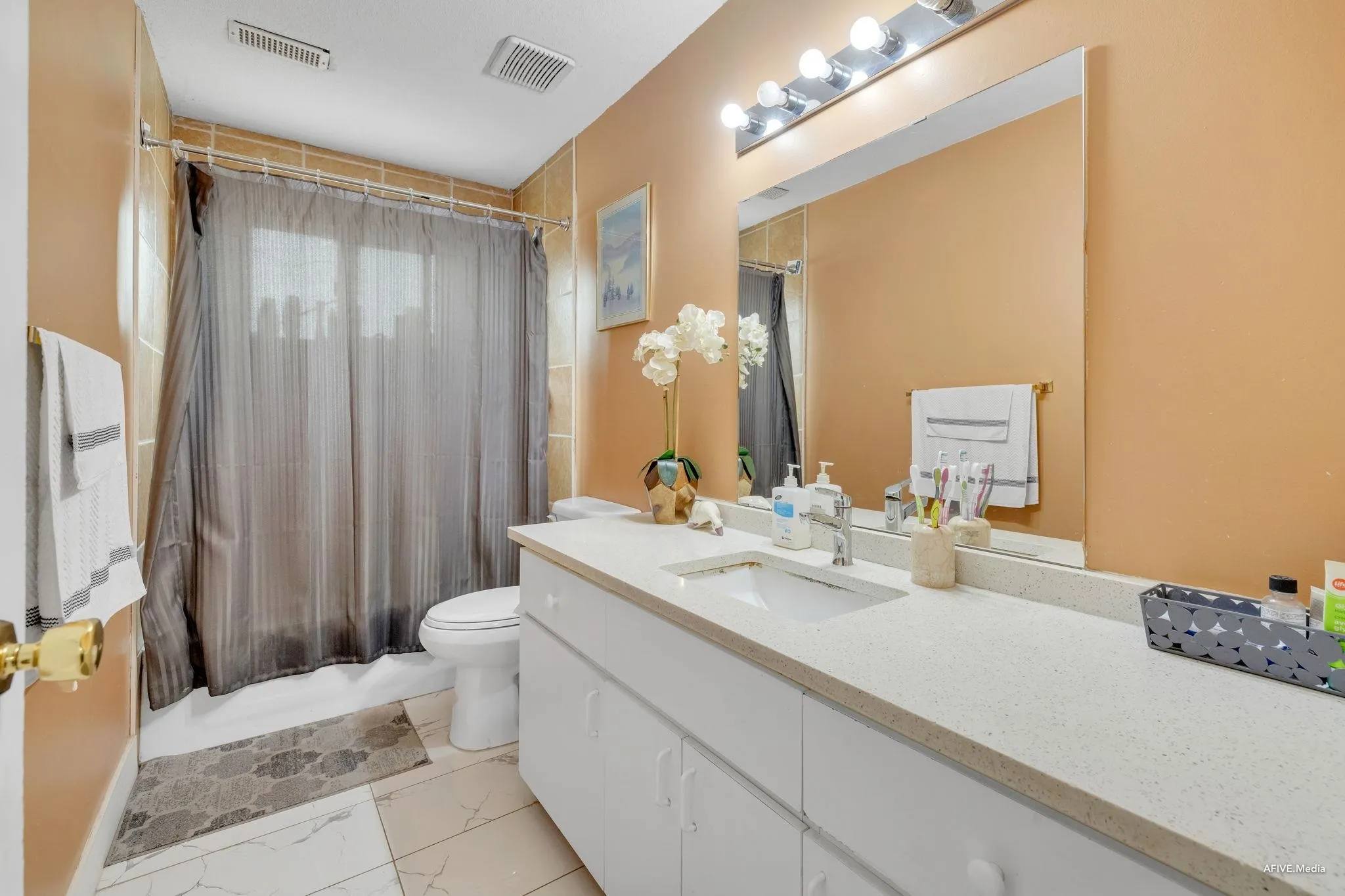 3528 Galiano Drive