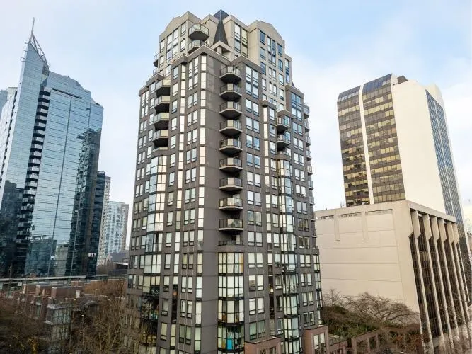 811 Helmcken Street