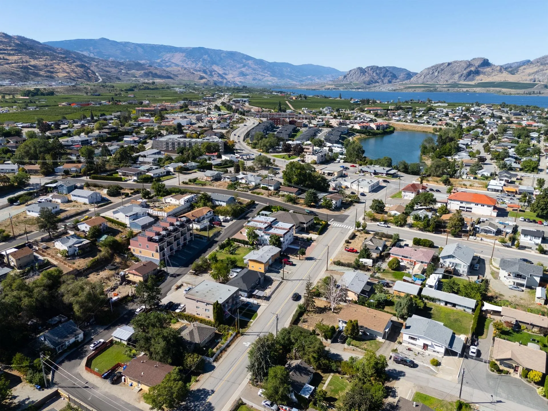 3 18 Loon Crescent