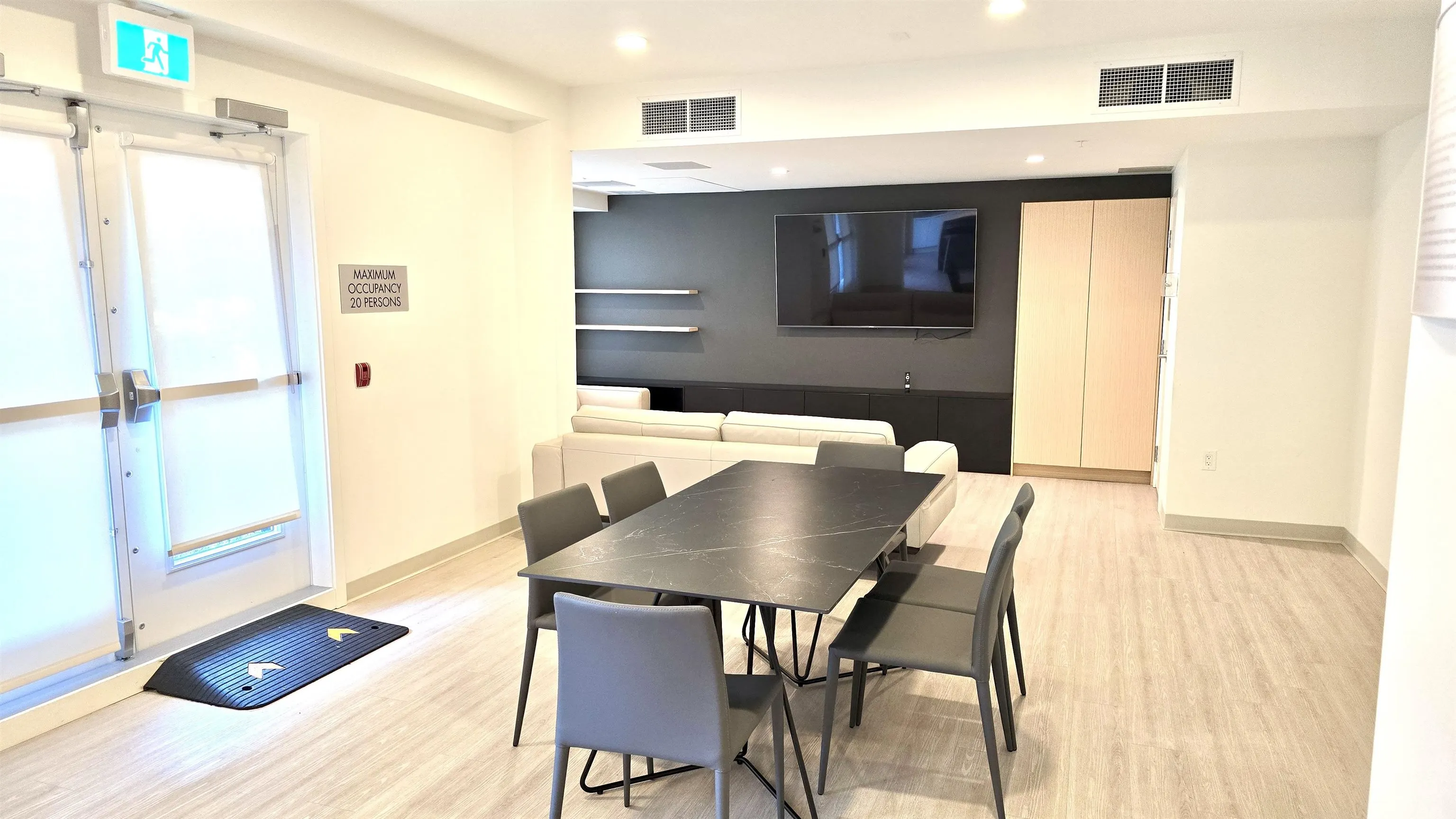309 10777 138 Street