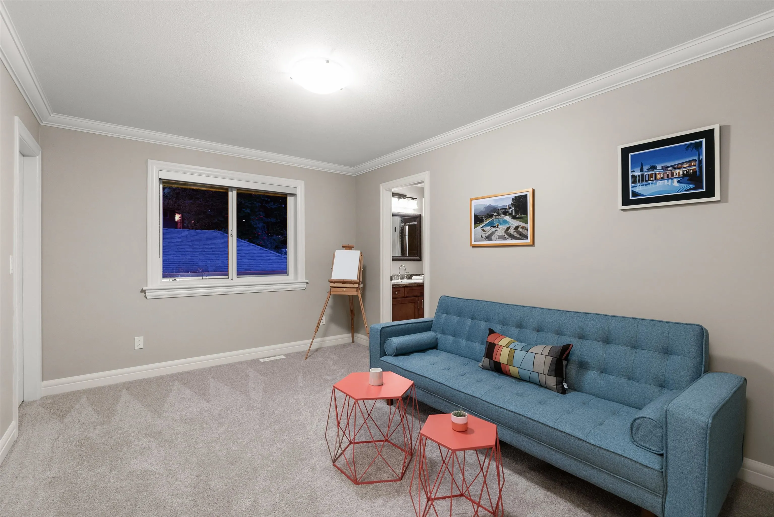 452 Tempe Crescent