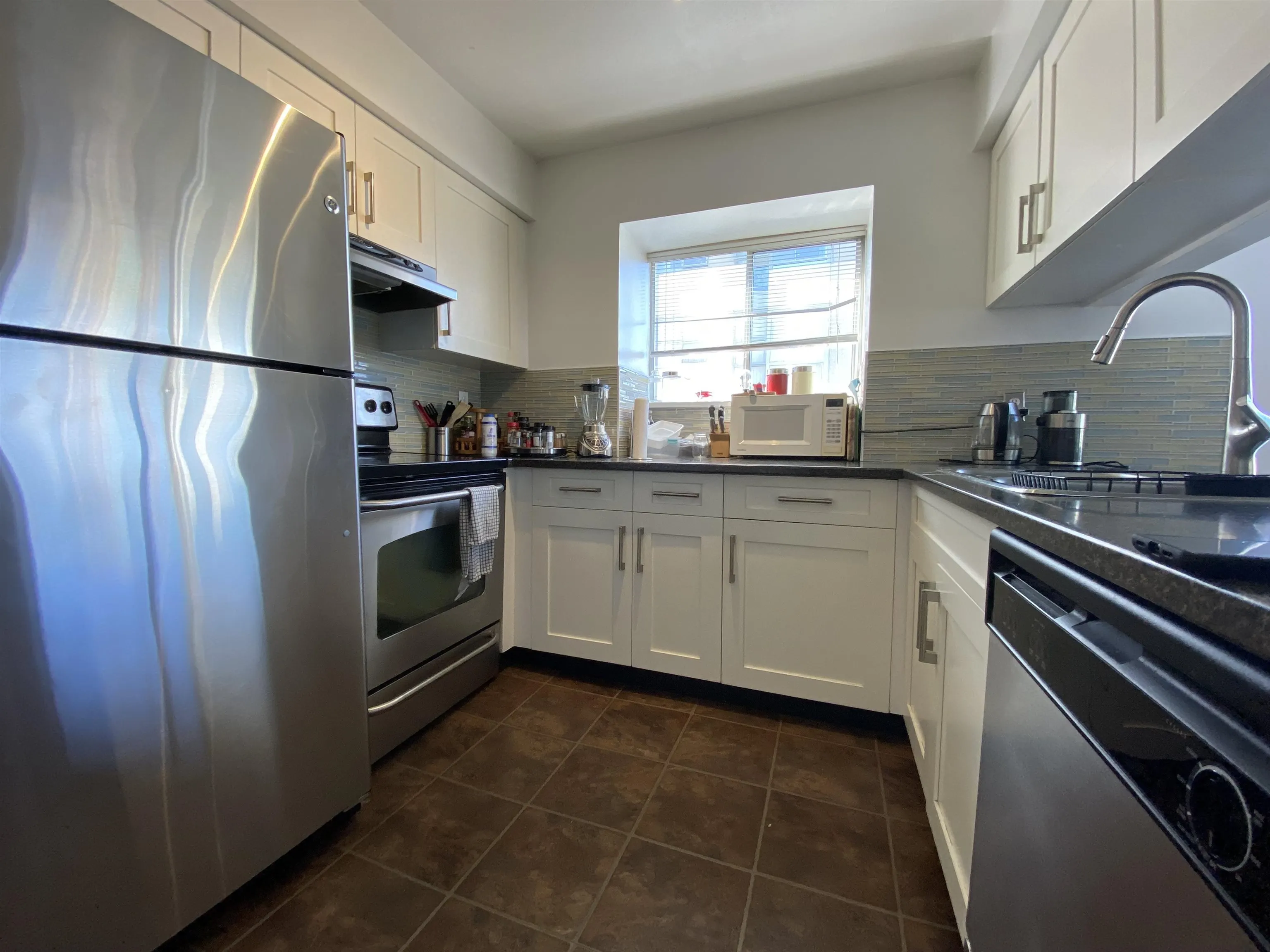 3xx 1575 W 12th Avenue