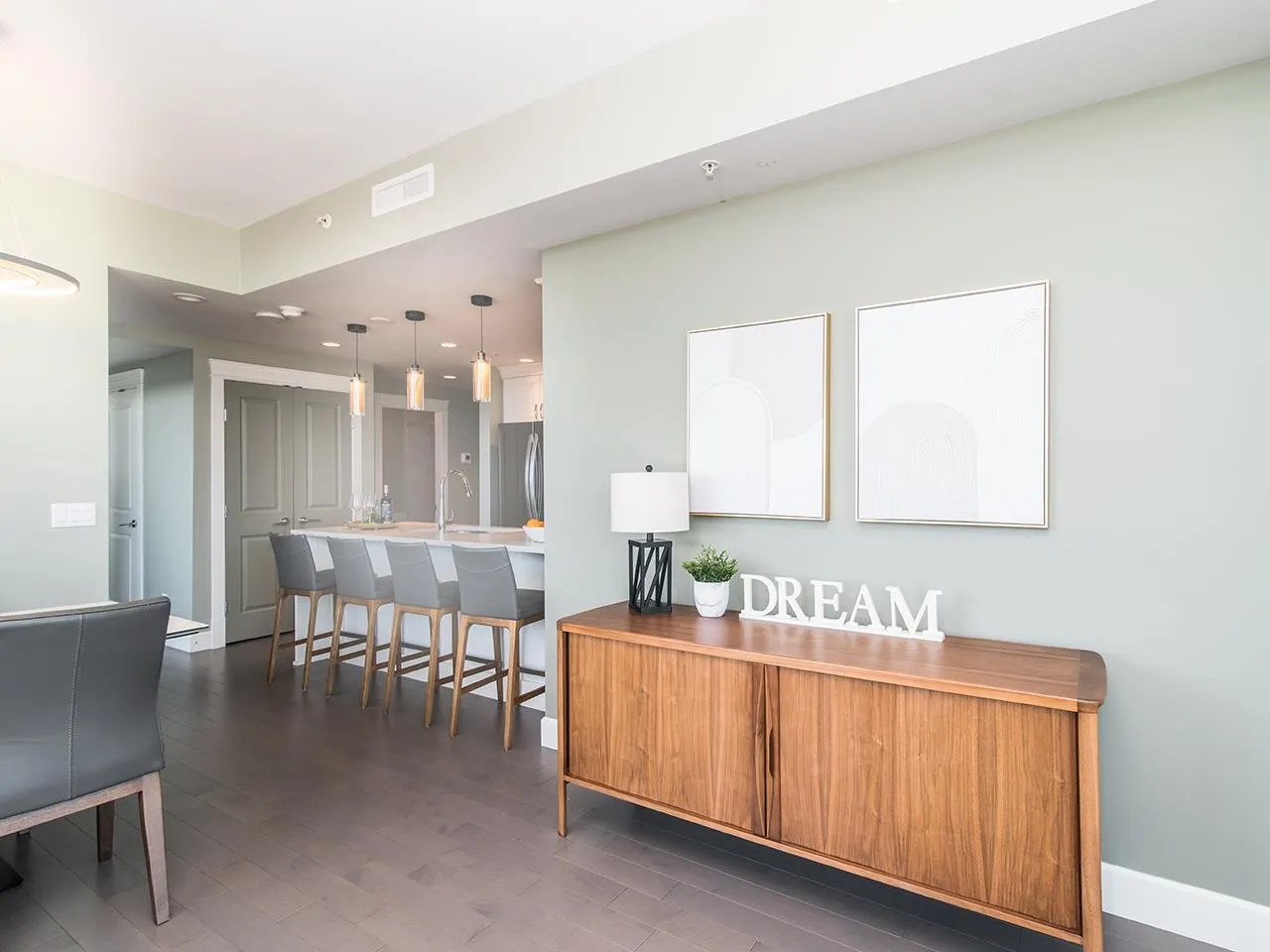 1506 2180 Gladwin Road