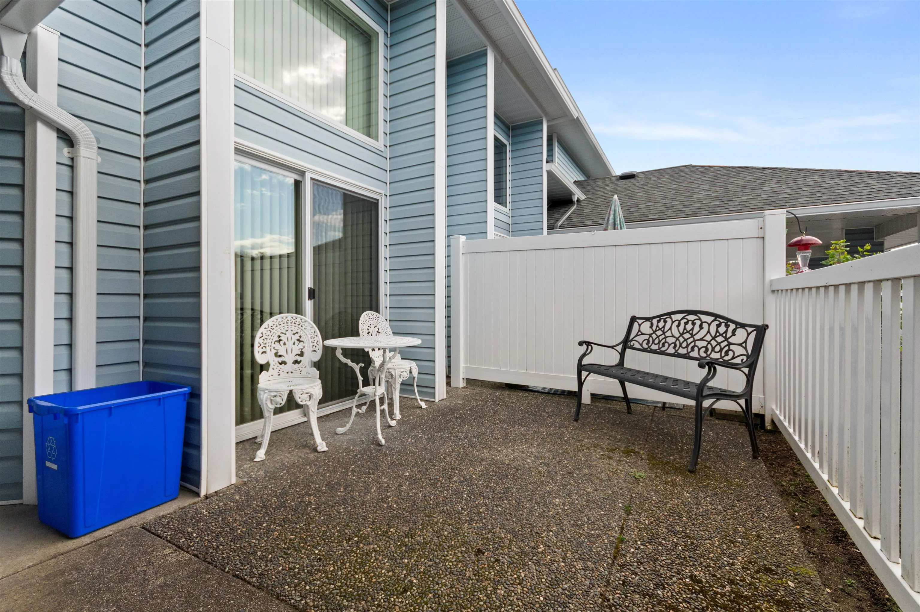 20 3292 Vernon Terrace