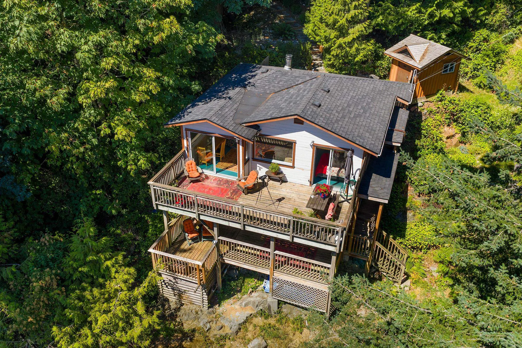 1491 Eagle Cliff Road