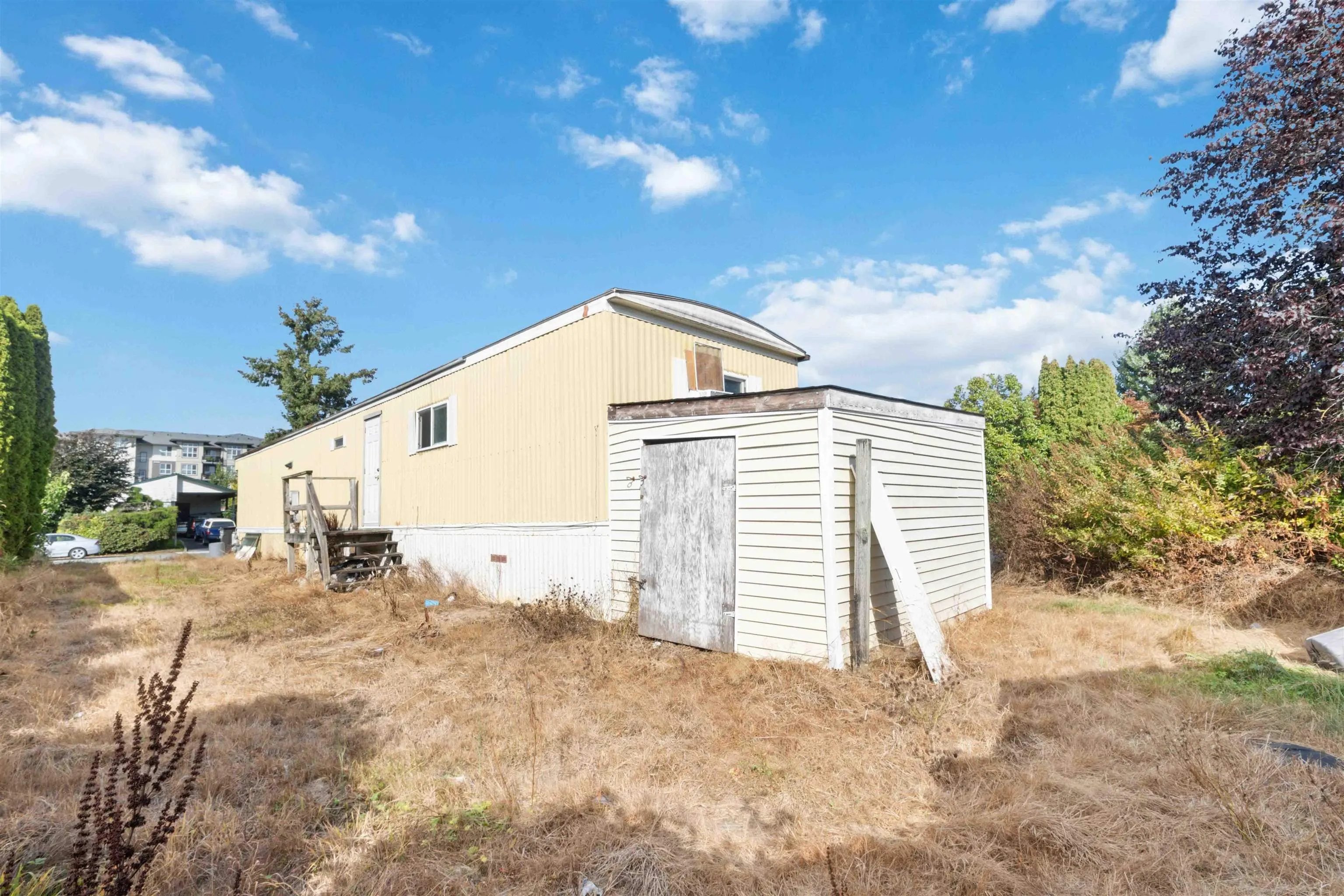 1850 Shore Crescent