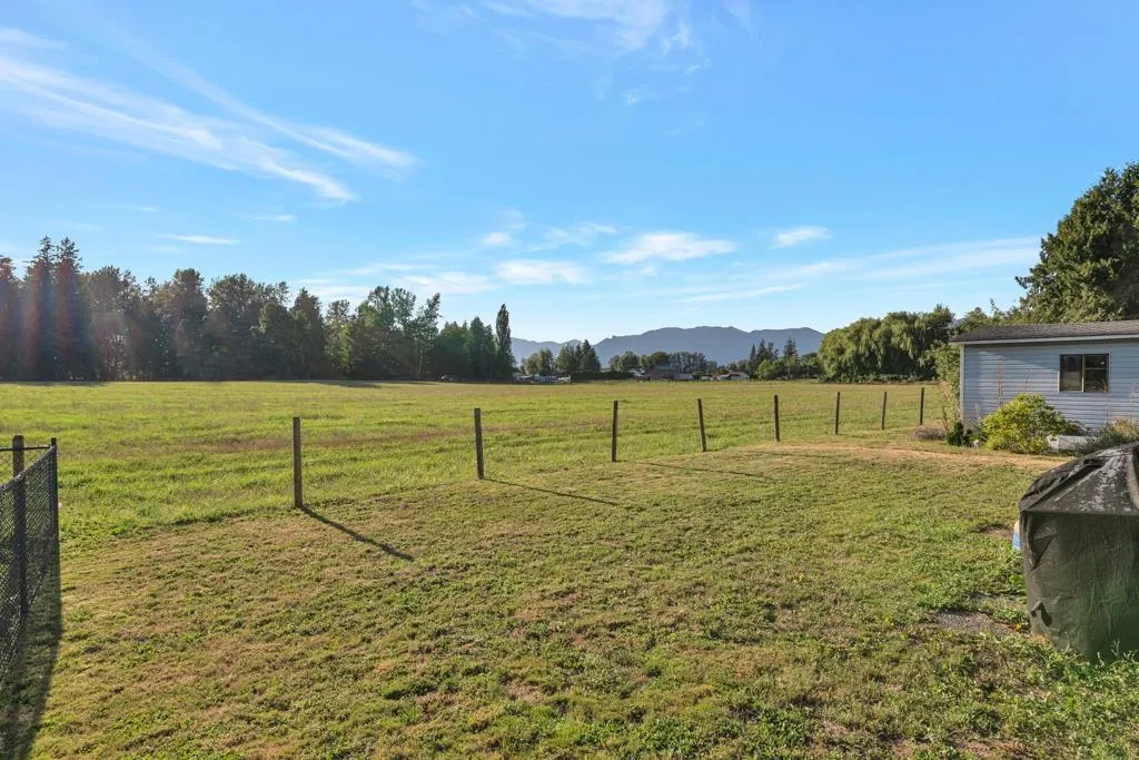 40 52324 Yale Road