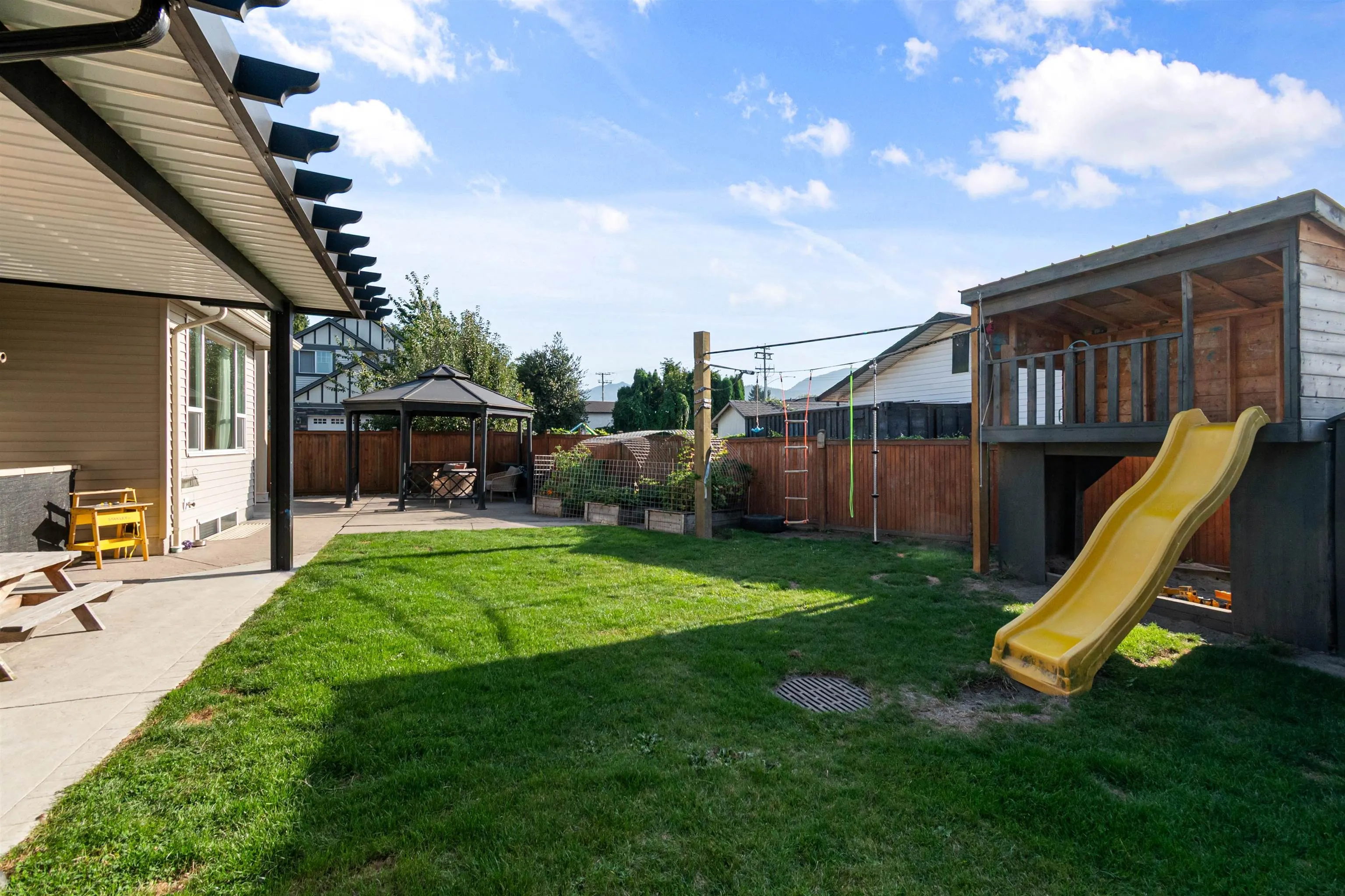 45748 Safflower Crescent