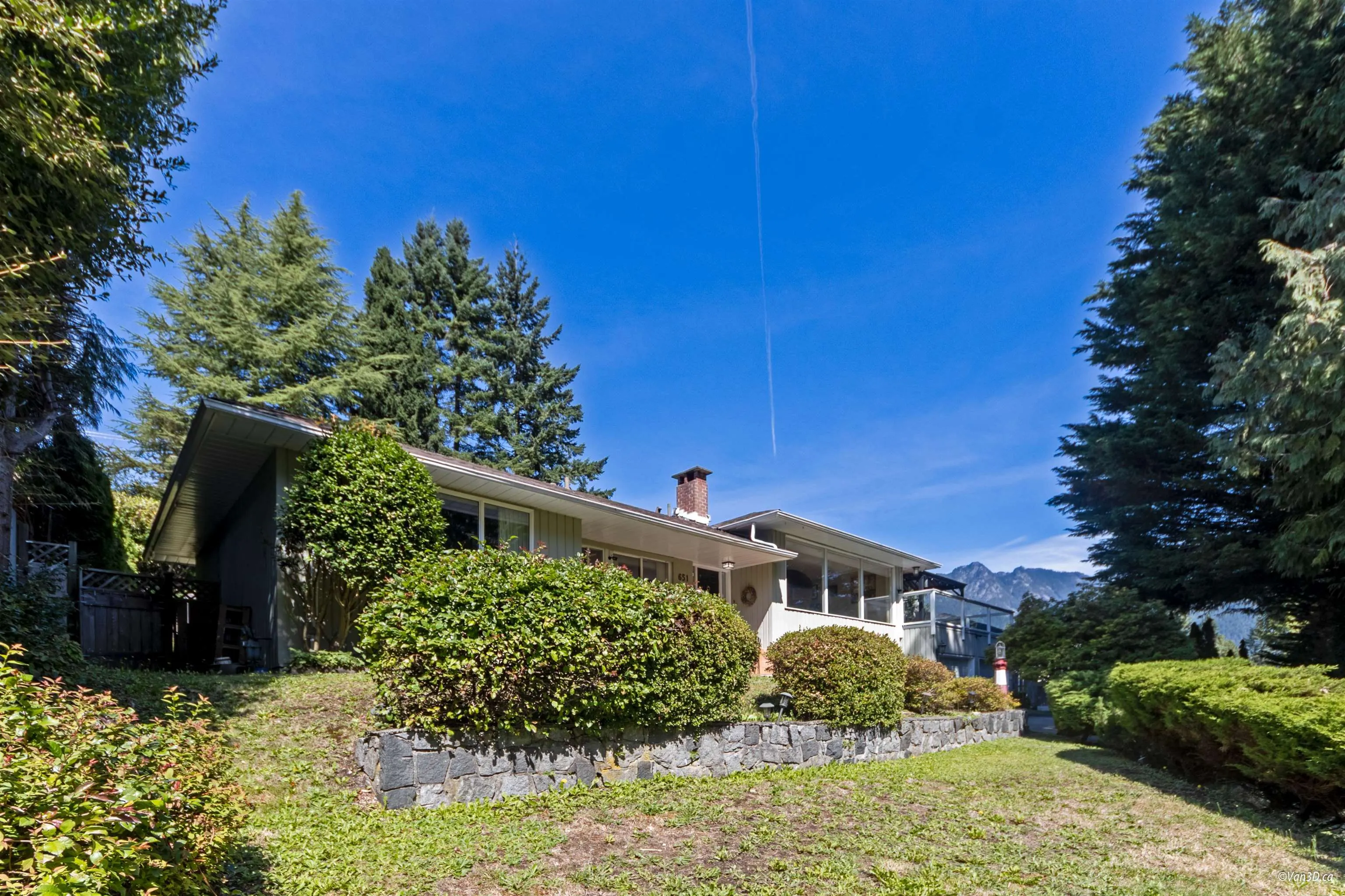651 Kenwood Road