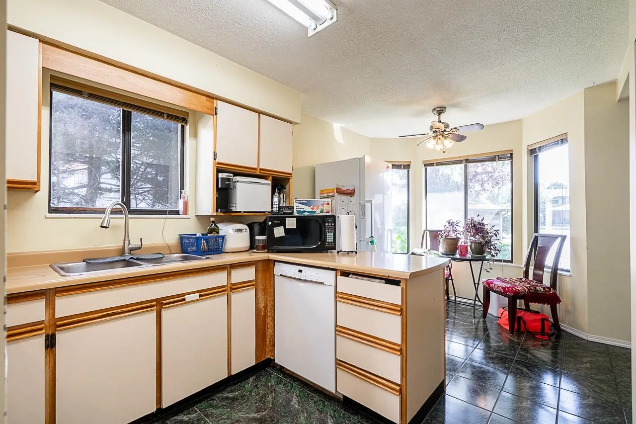 9 10111 Gilbert Road