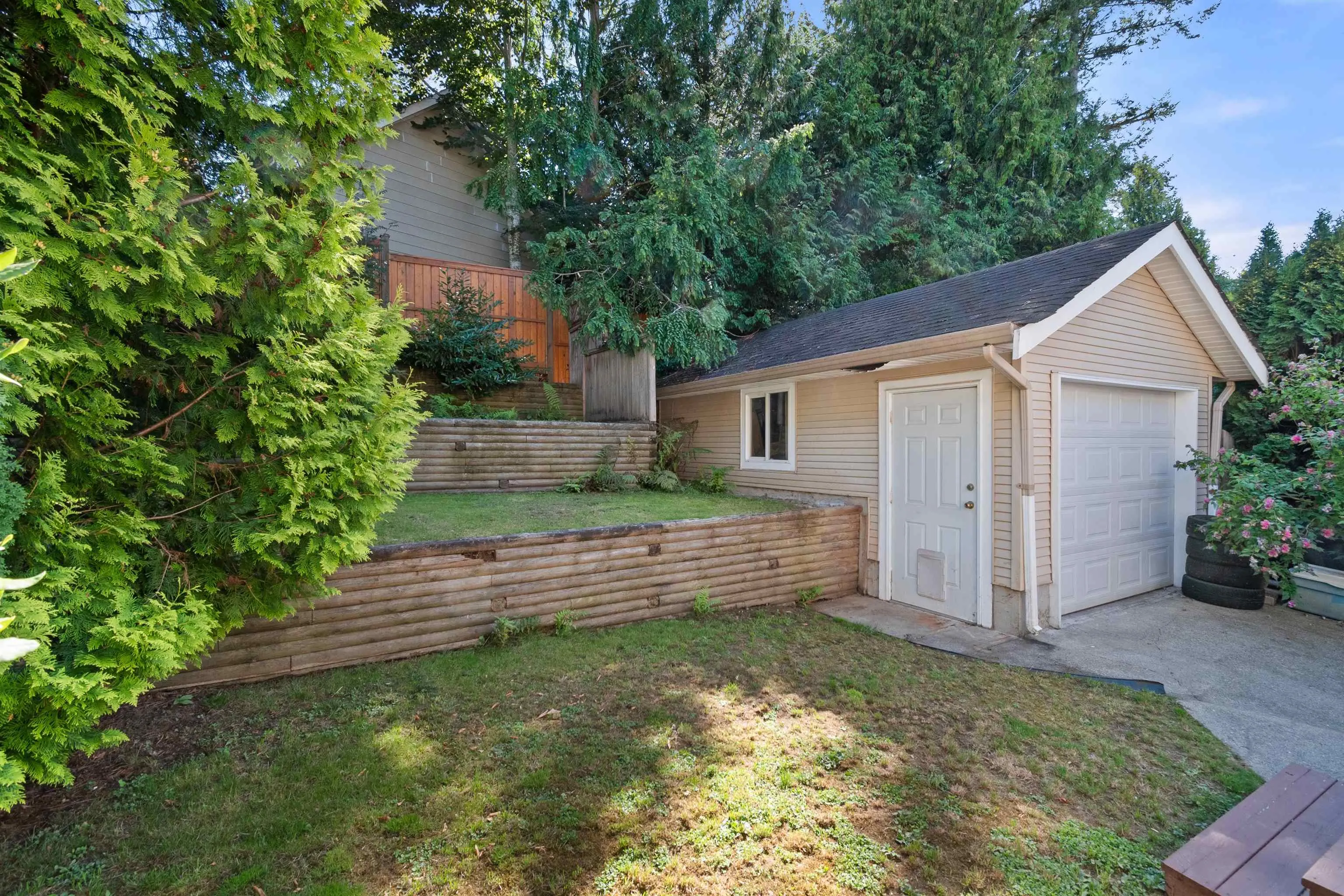 10 46330 Mullins Road