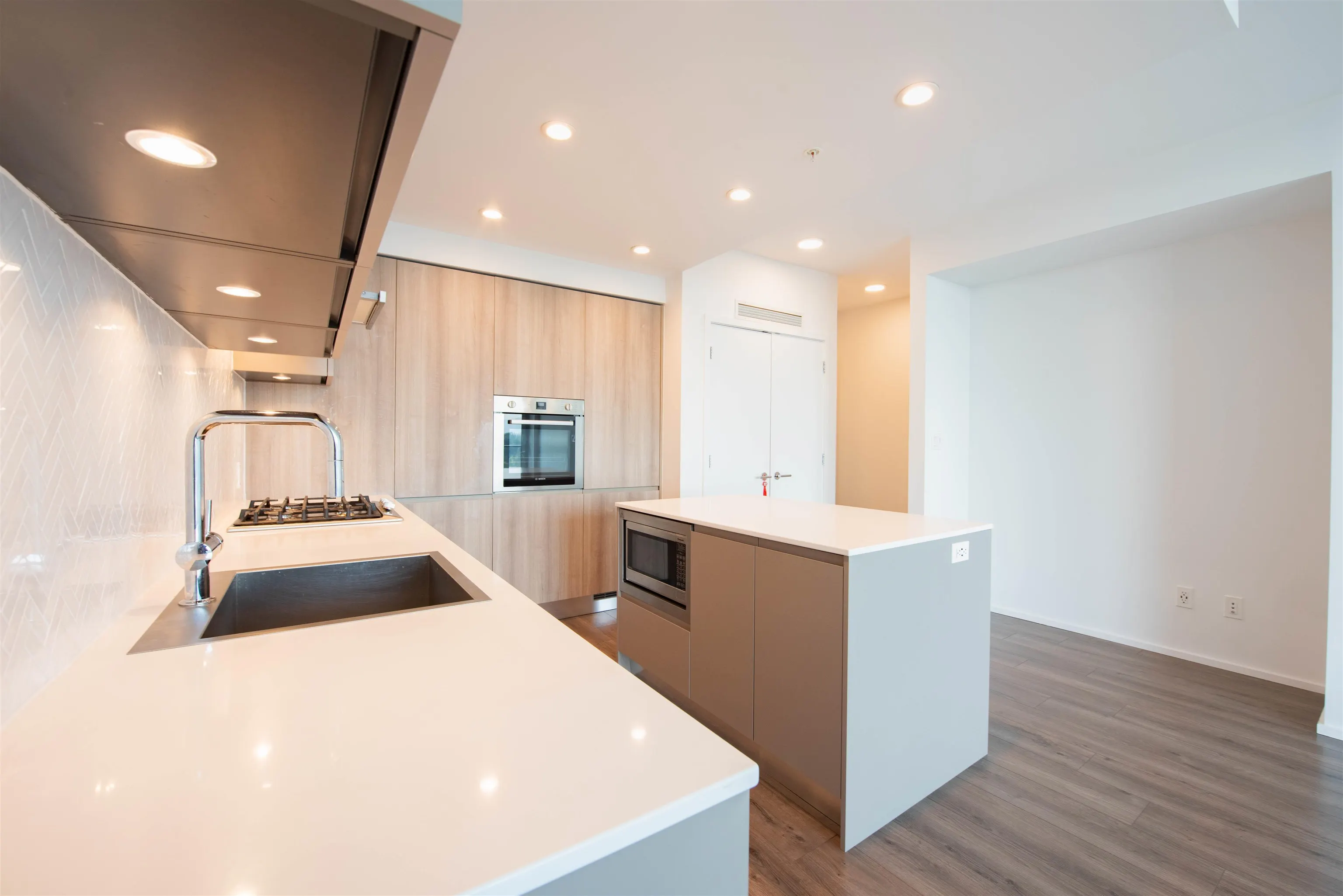 3704 3809 Evergreen Place