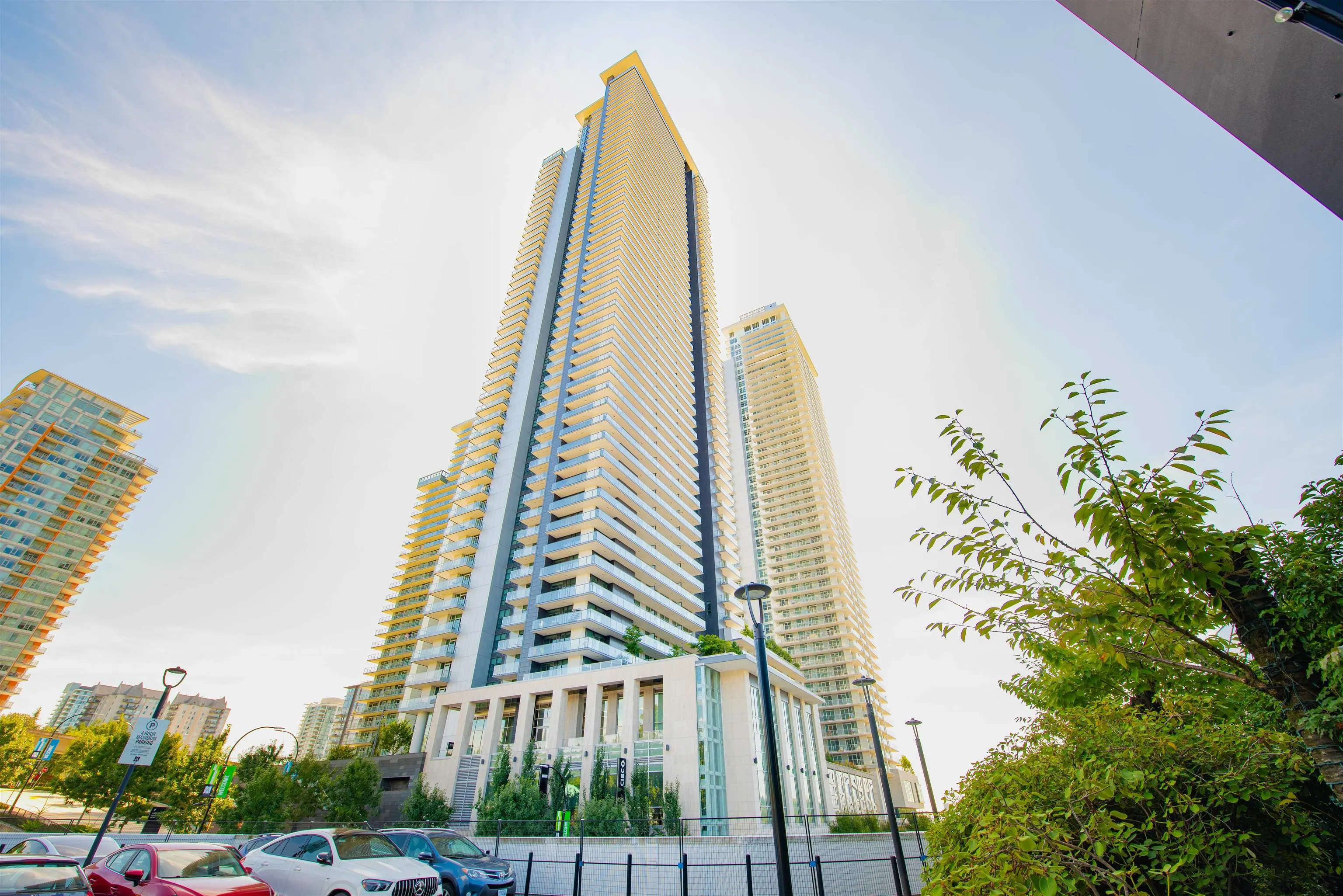 3704 3809 Evergreen Place