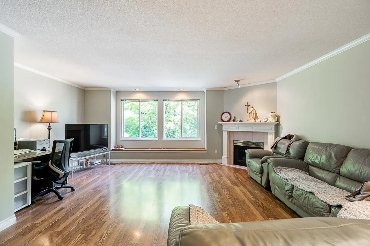 49 2600 Beaverbrook Crescent