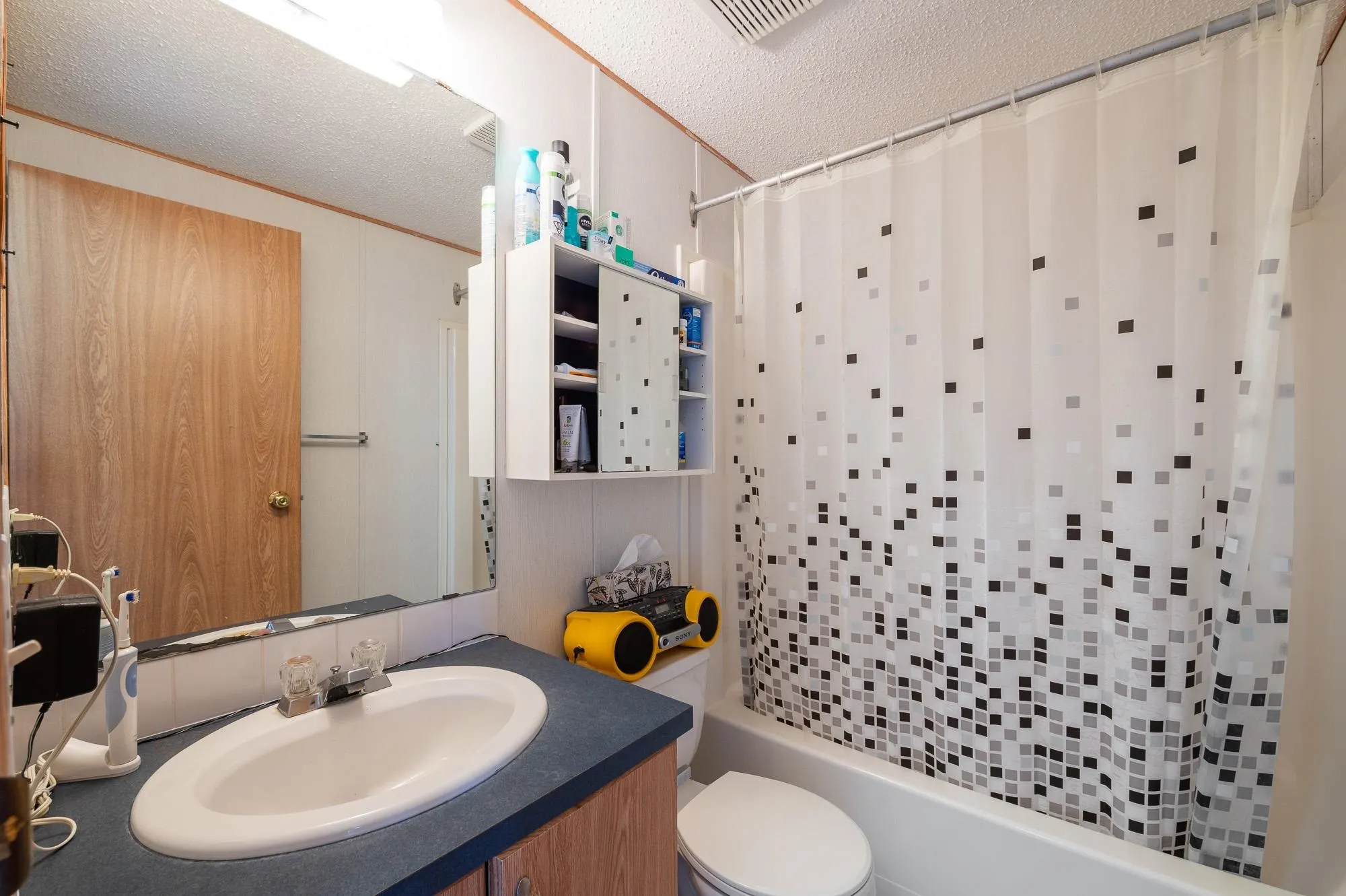 38 41168 Lougheed Highway
