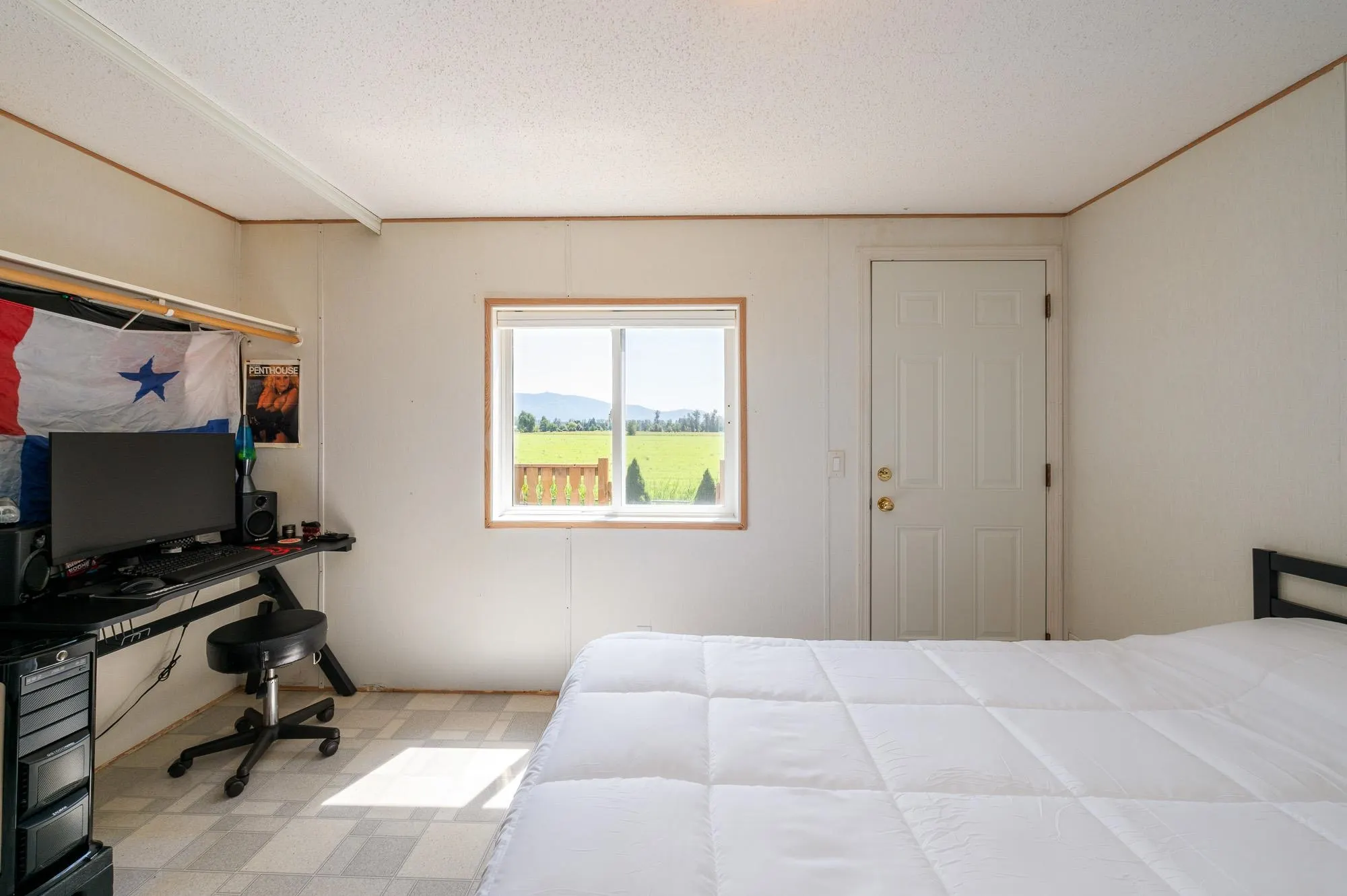 38 41168 Lougheed Highway