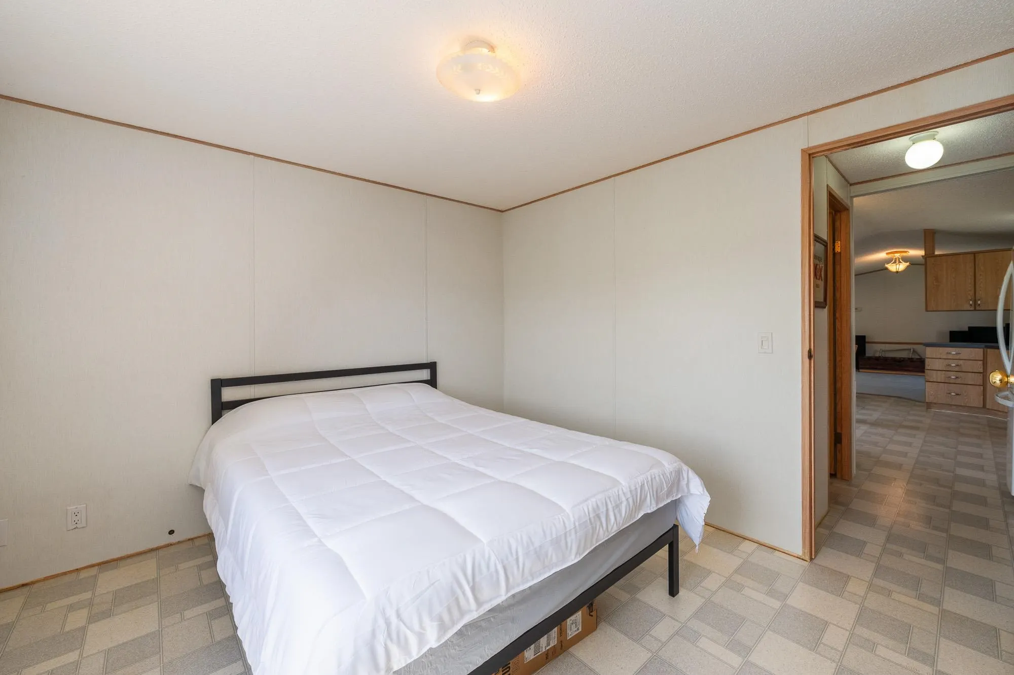 38 41168 Lougheed Highway