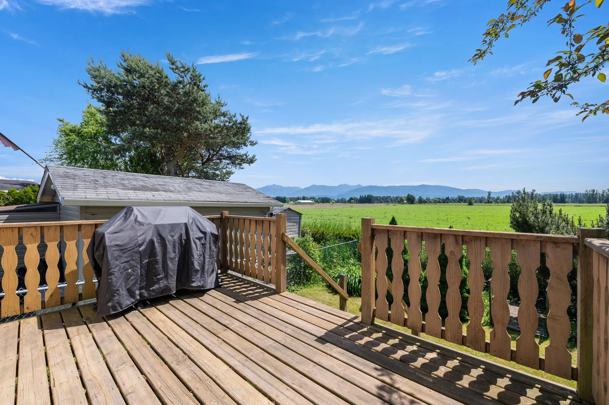 38 41168 Lougheed Highway