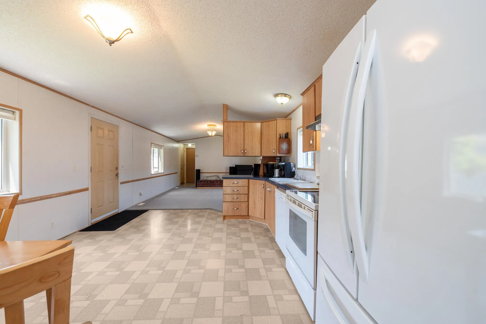 38 41168 Lougheed Highway