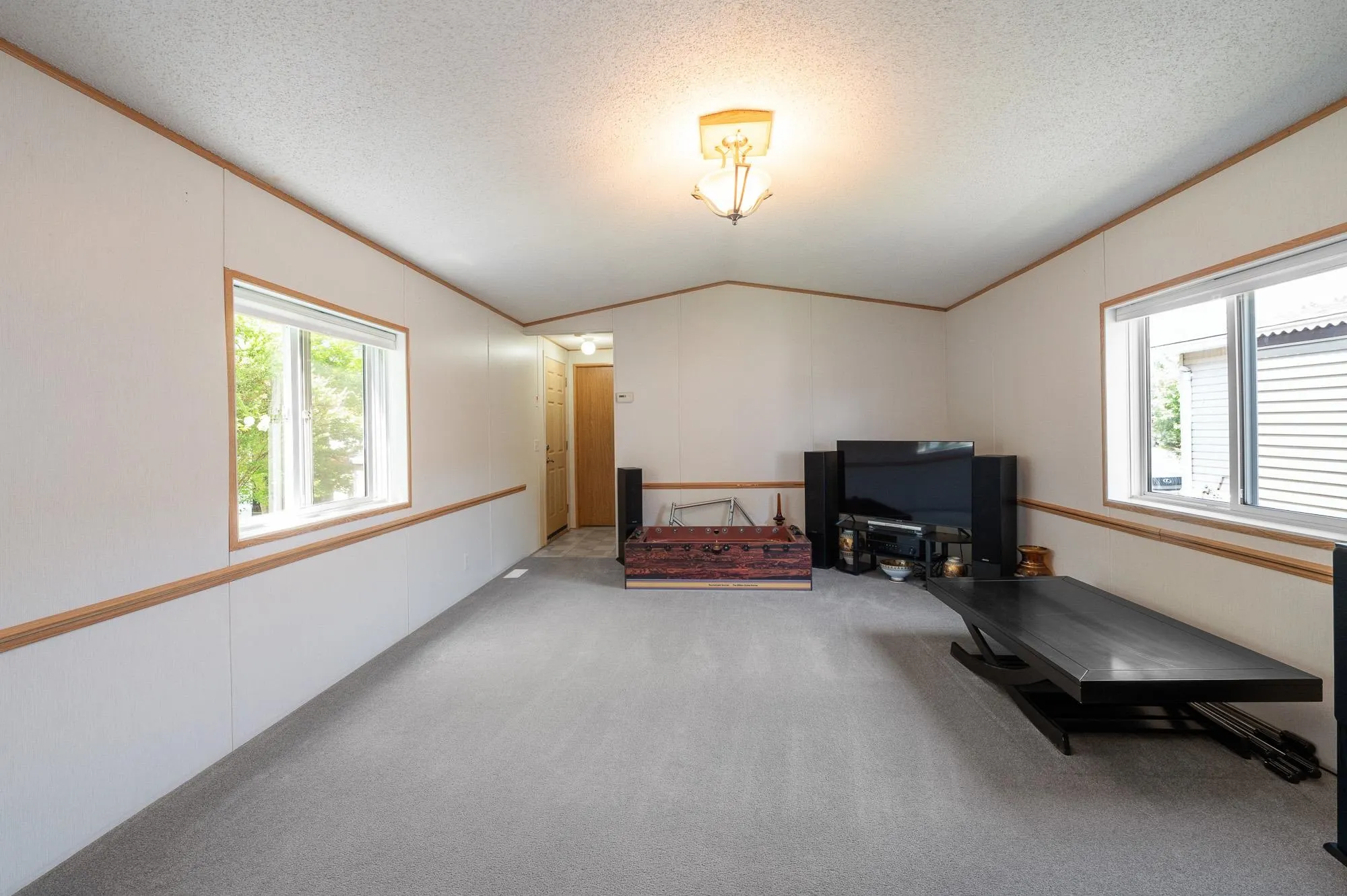 38 41168 Lougheed Highway