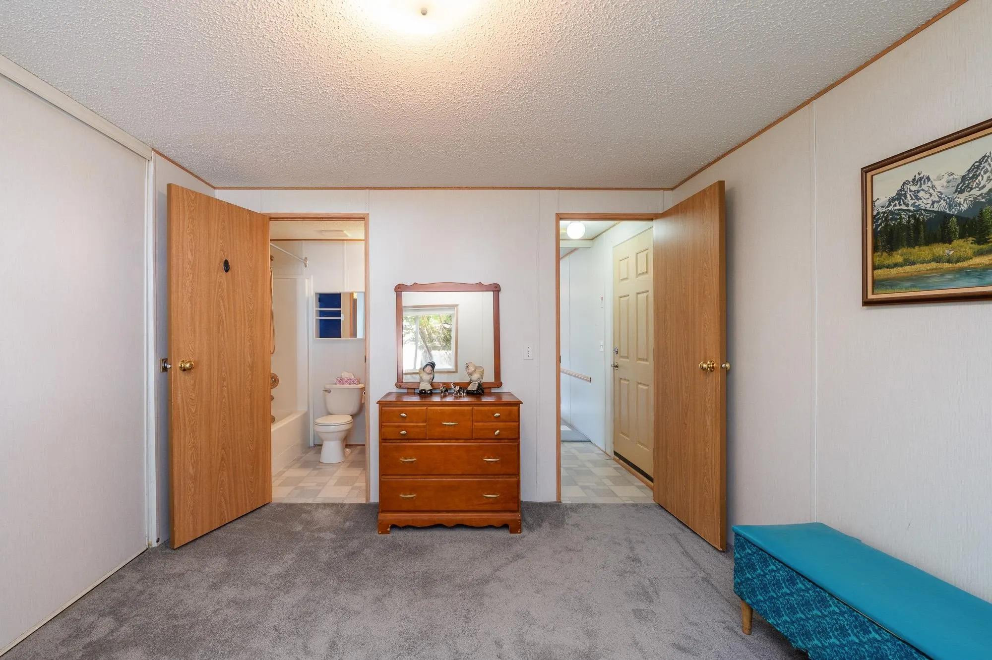 38 41168 Lougheed Highway