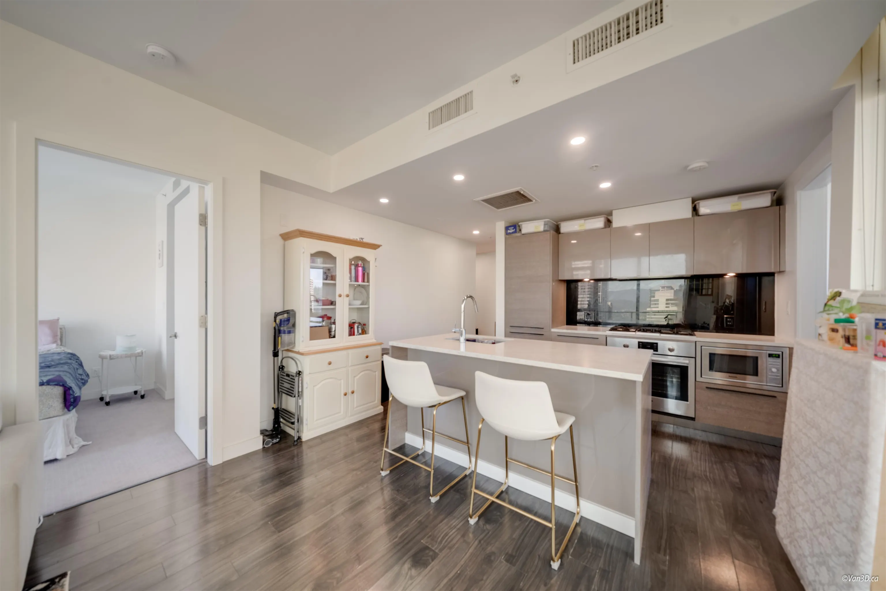 1308 6383 Mckay Avenue