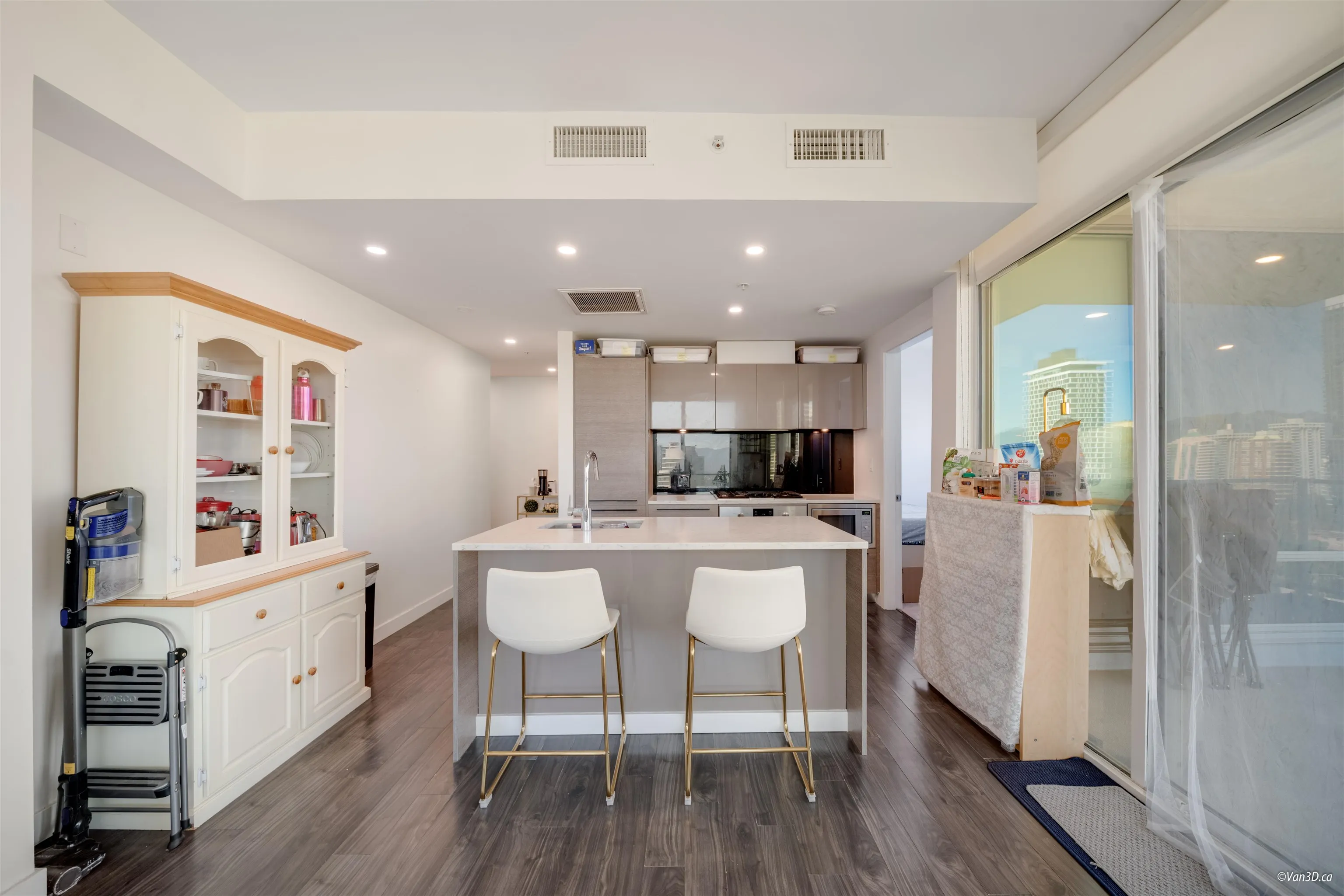 1308 6383 Mckay Avenue