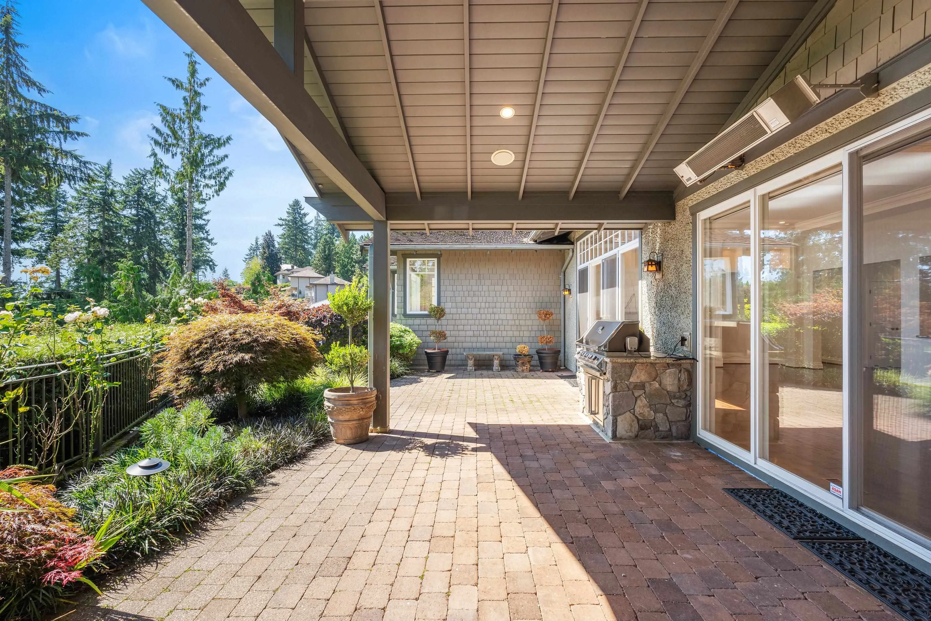 4848 Vista Place