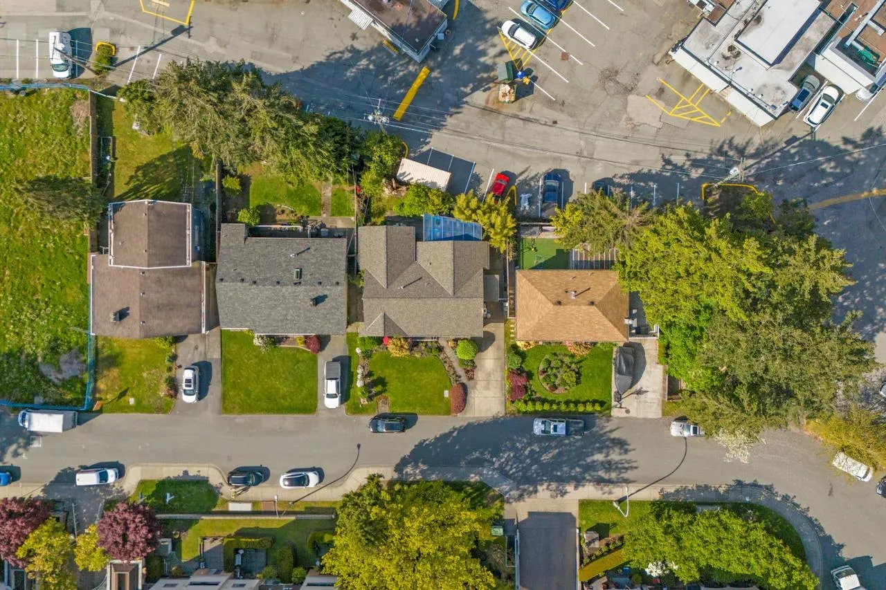 1253 Hunter Road