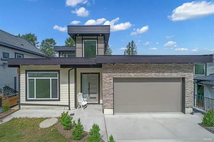 4 5988 Lindeman Street