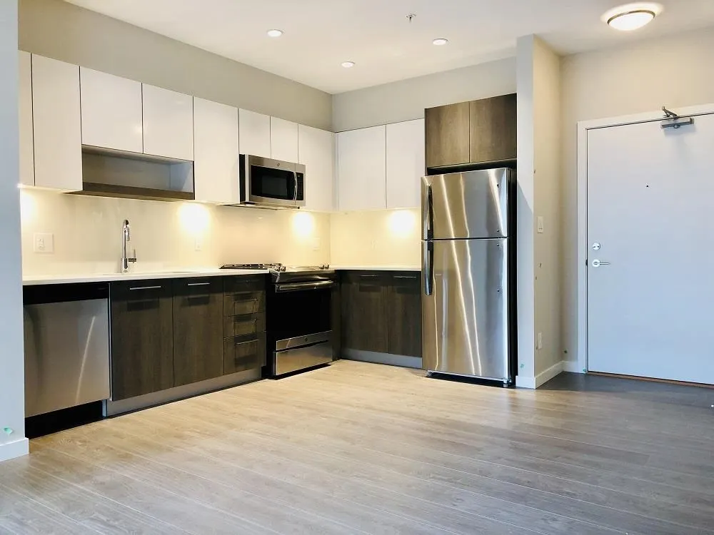 310 13768 108 Avenue
