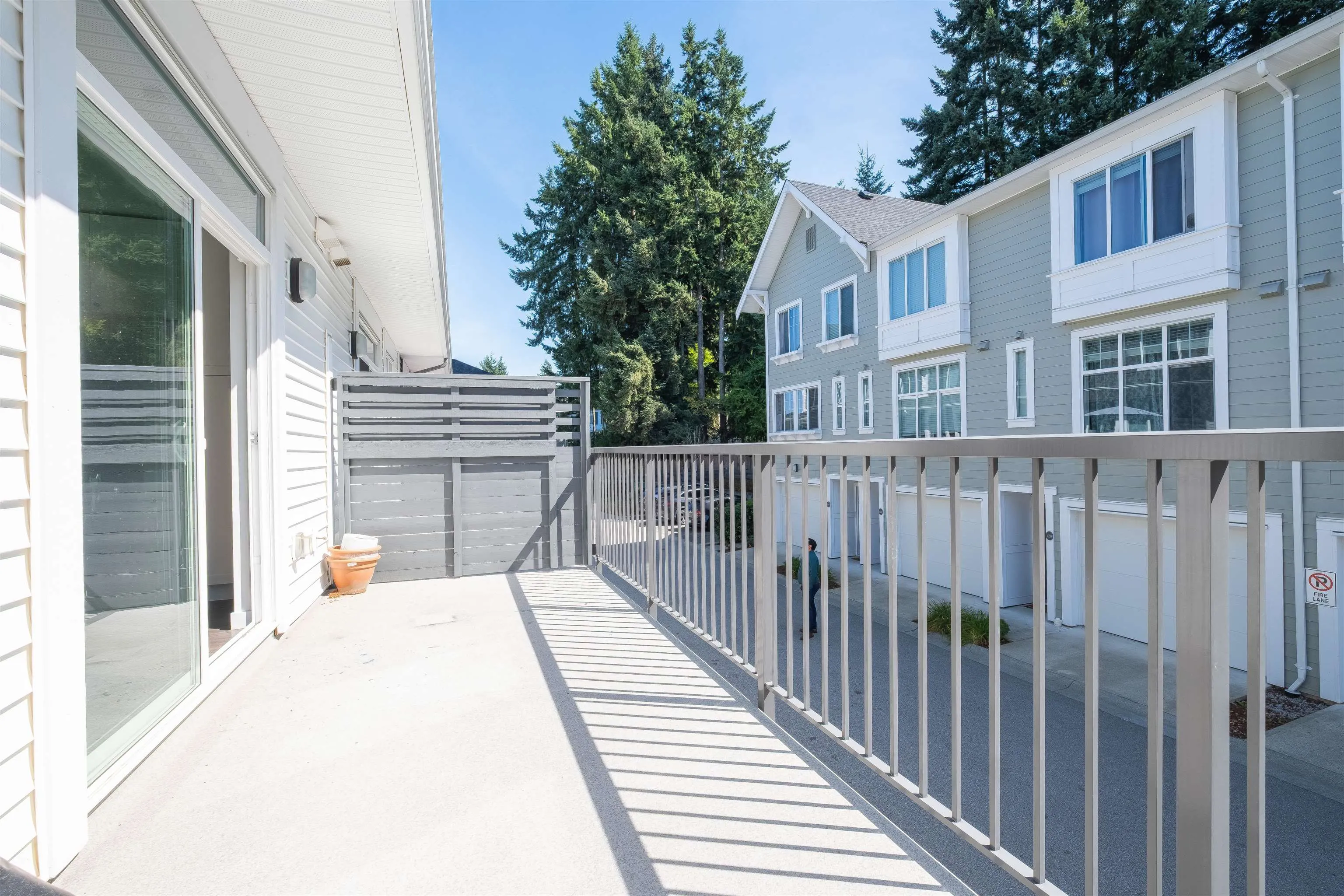 100 15268 28 Avenue