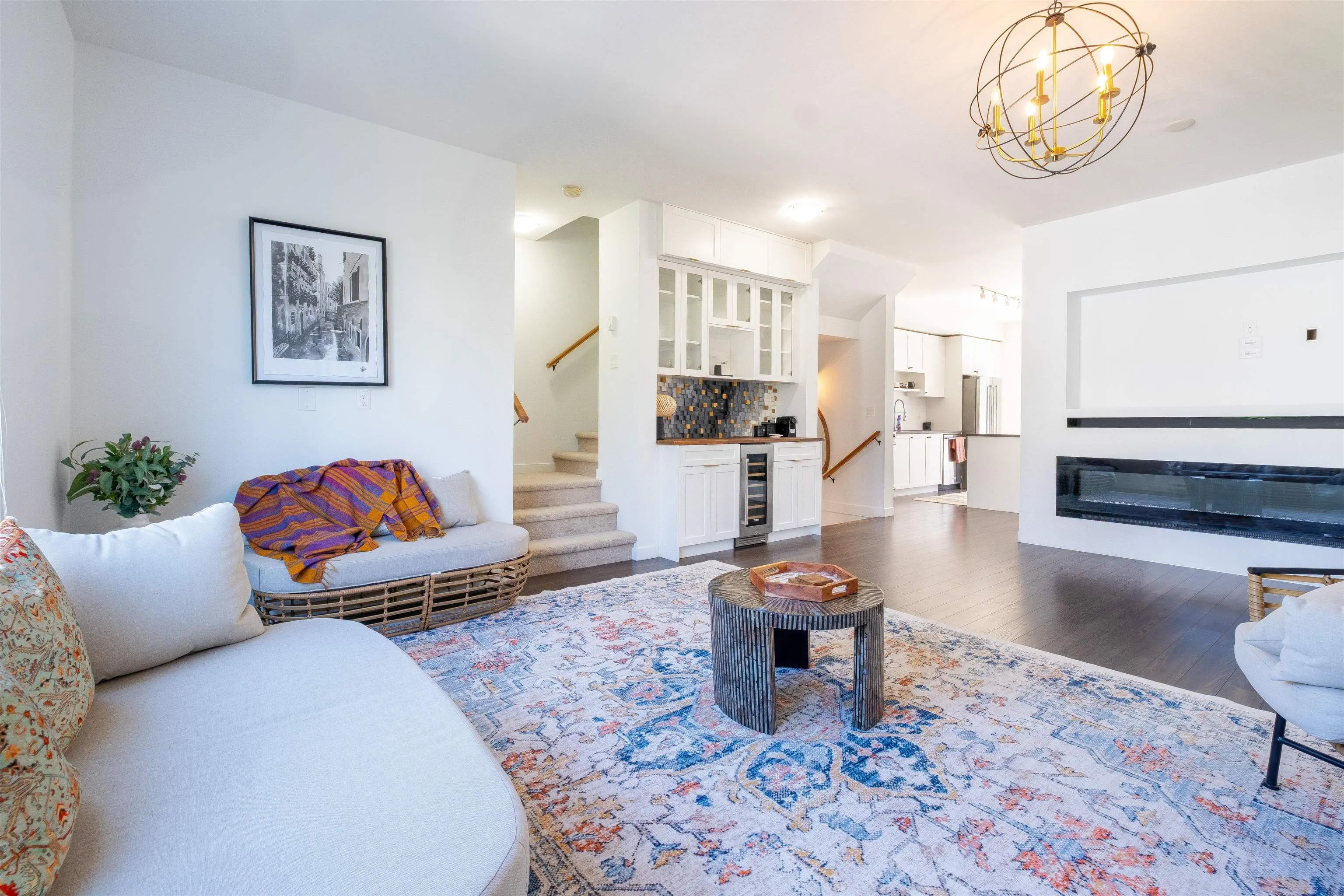 100 15268 28 Avenue