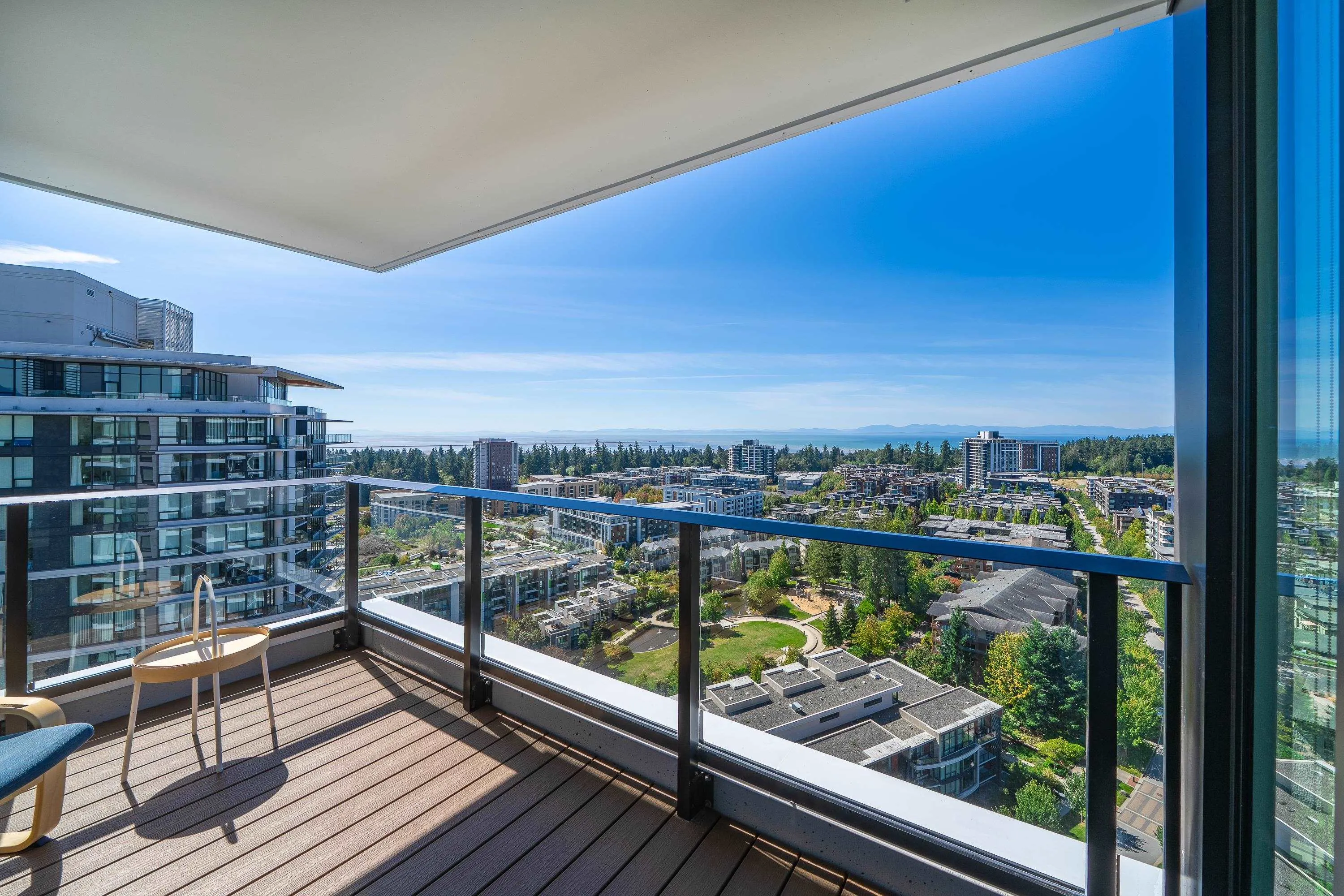 2001 5629 Birney Avenue