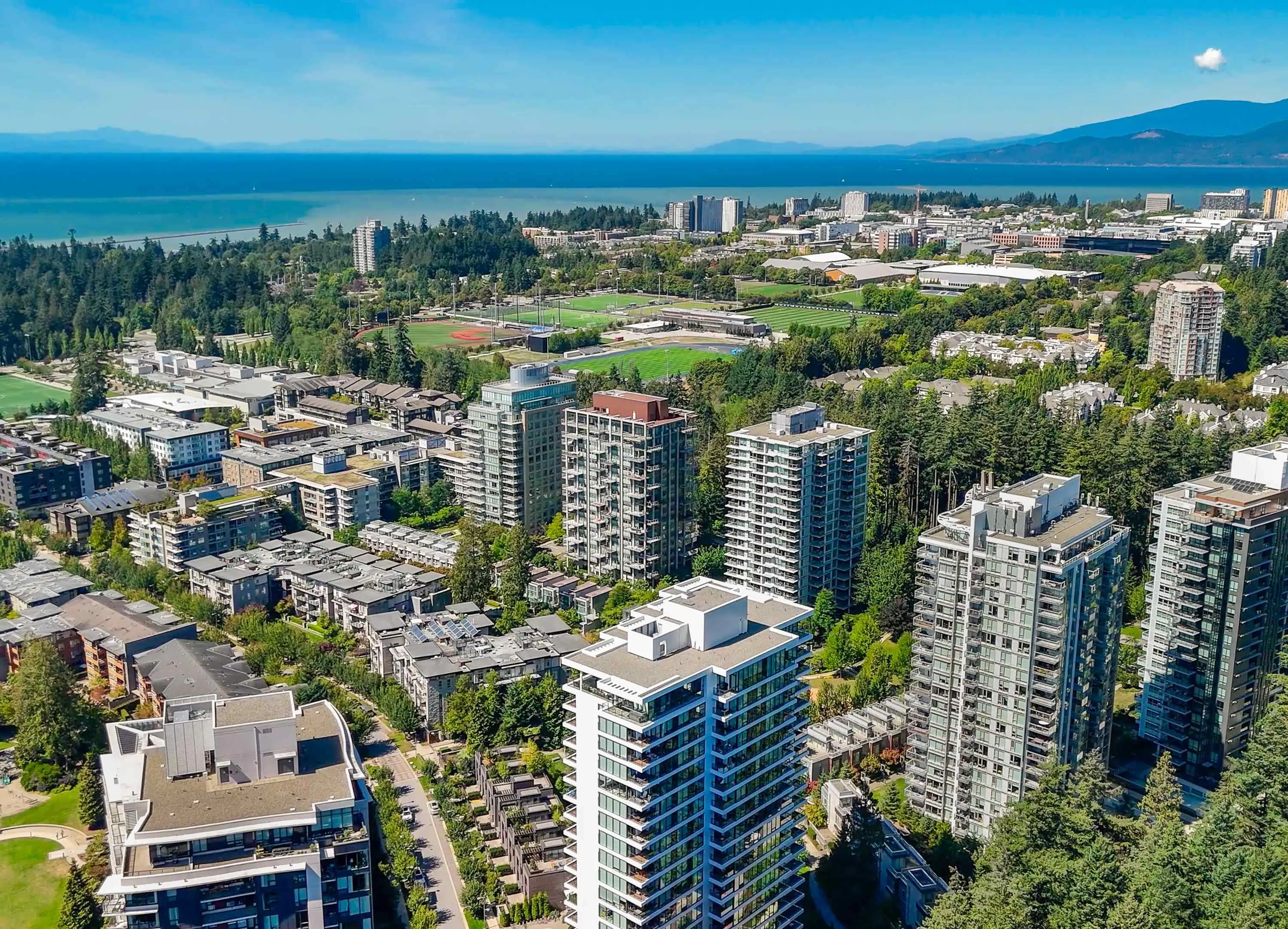 2001 5629 Birney Avenue