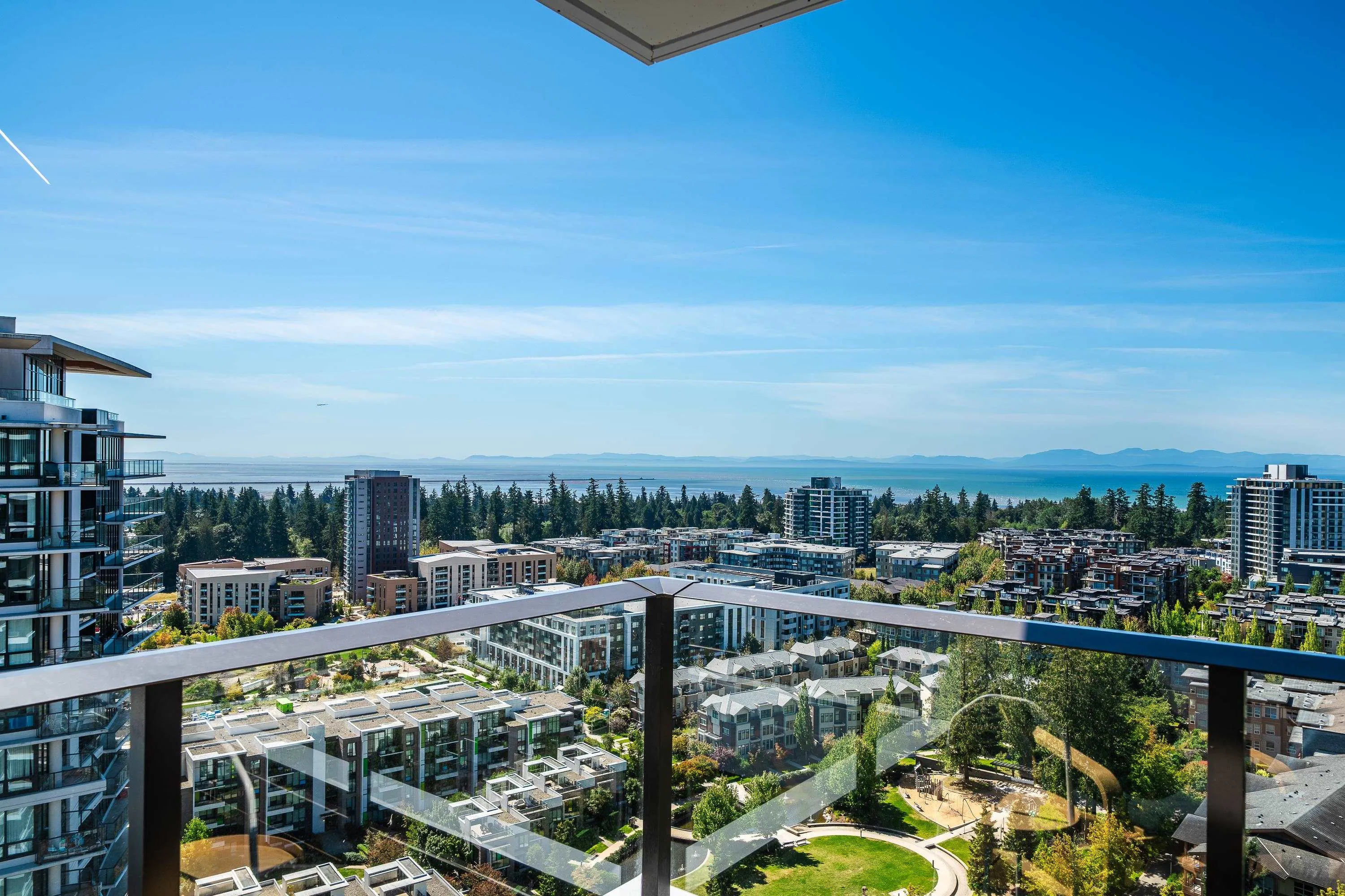 2001 5629 Birney Avenue