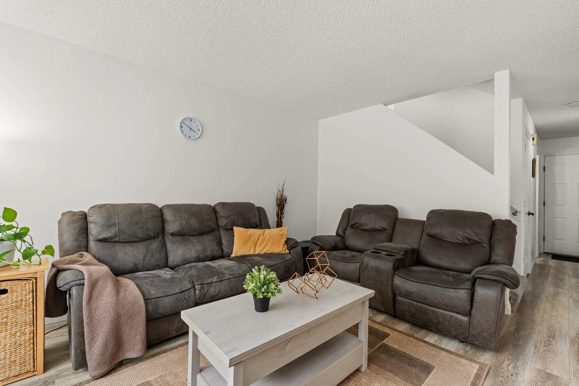 303 27411 28 Avenue