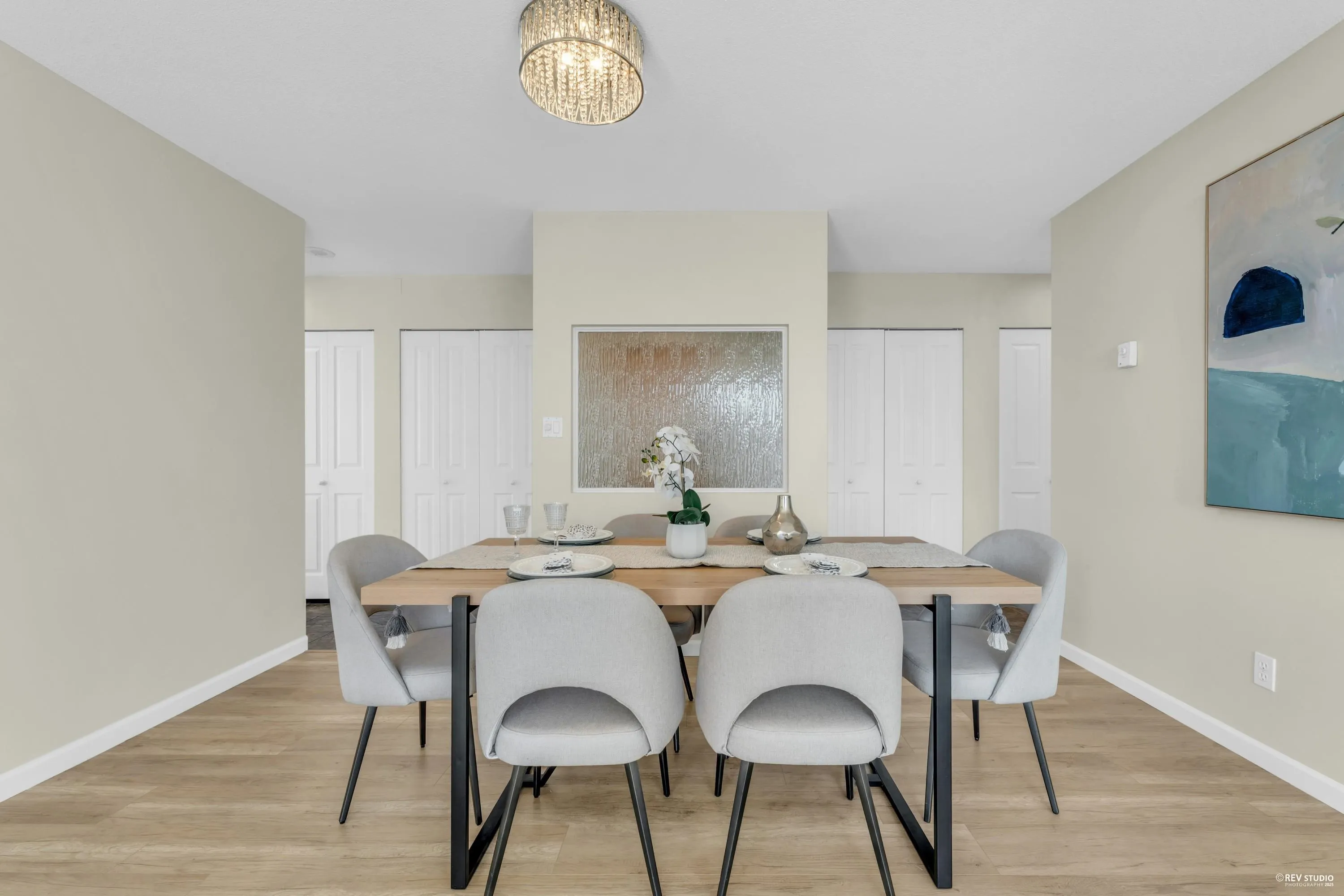 1608 7077 Beresford Street