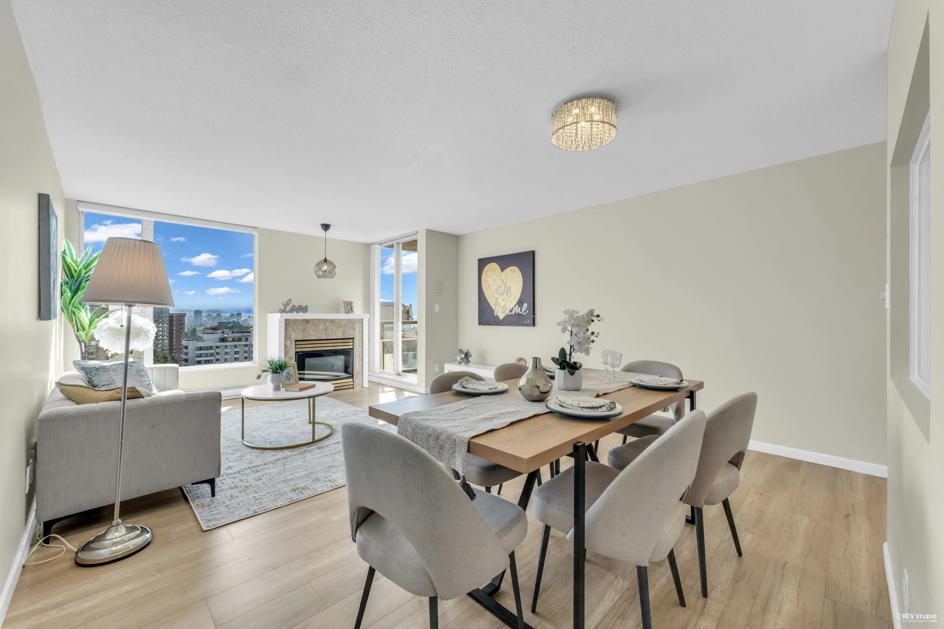 1608 7077 Beresford Street