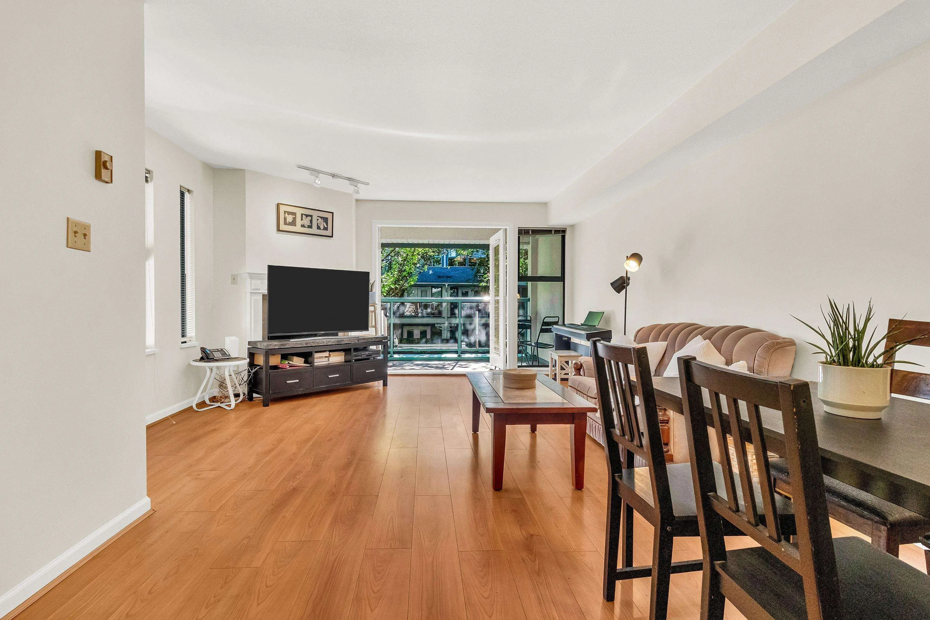 201B 7025 Stride Avenue