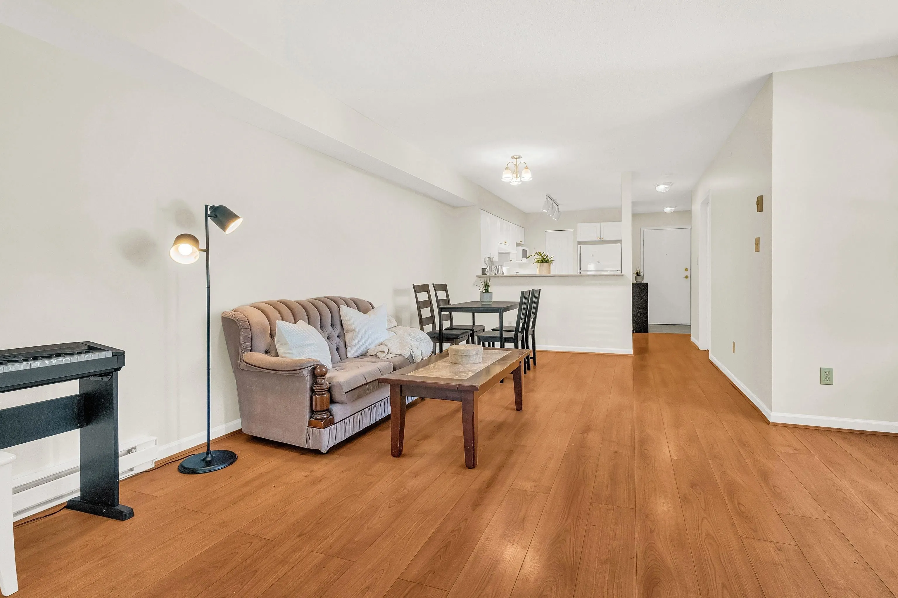 201B 7025 Stride Avenue