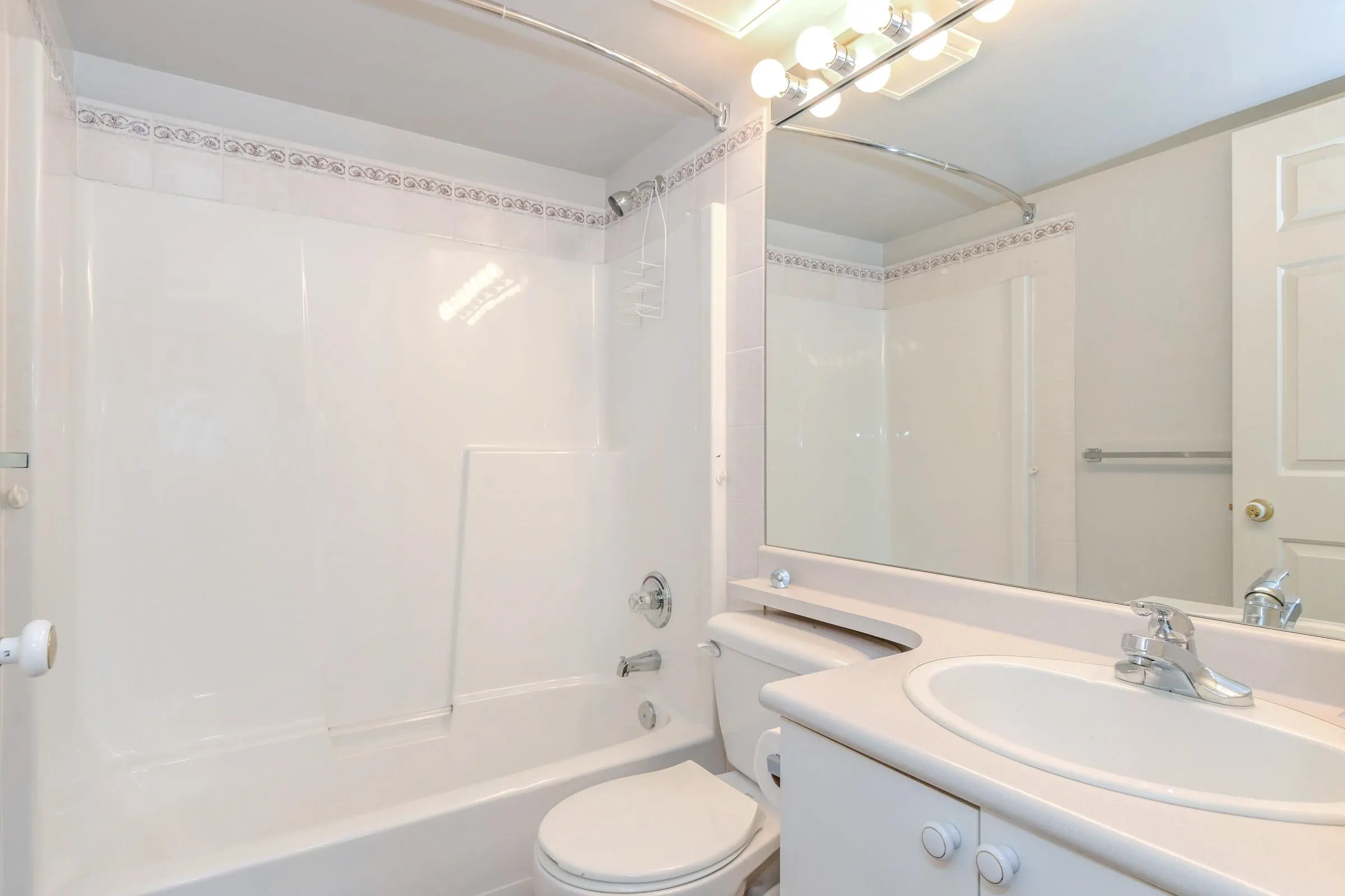 205 5909 177b Street