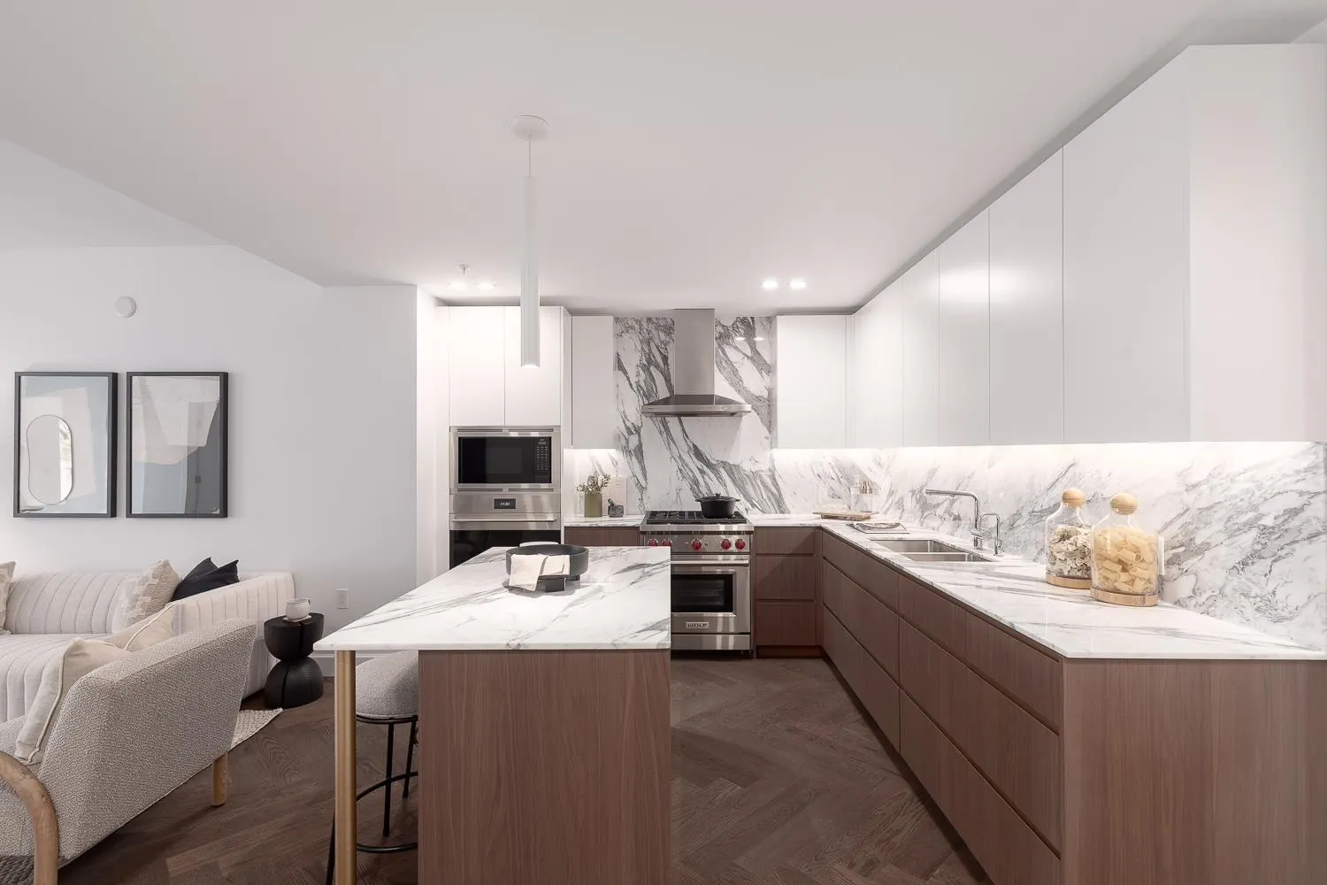 406 3668 W 10th Avenue