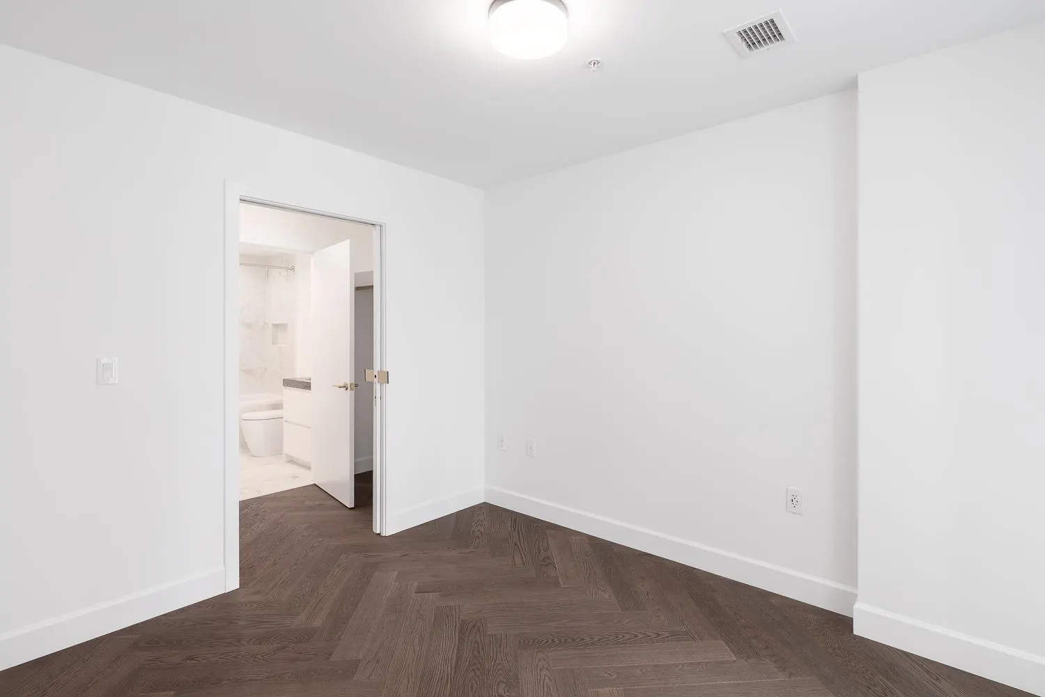 406 3668 W 10th Avenue