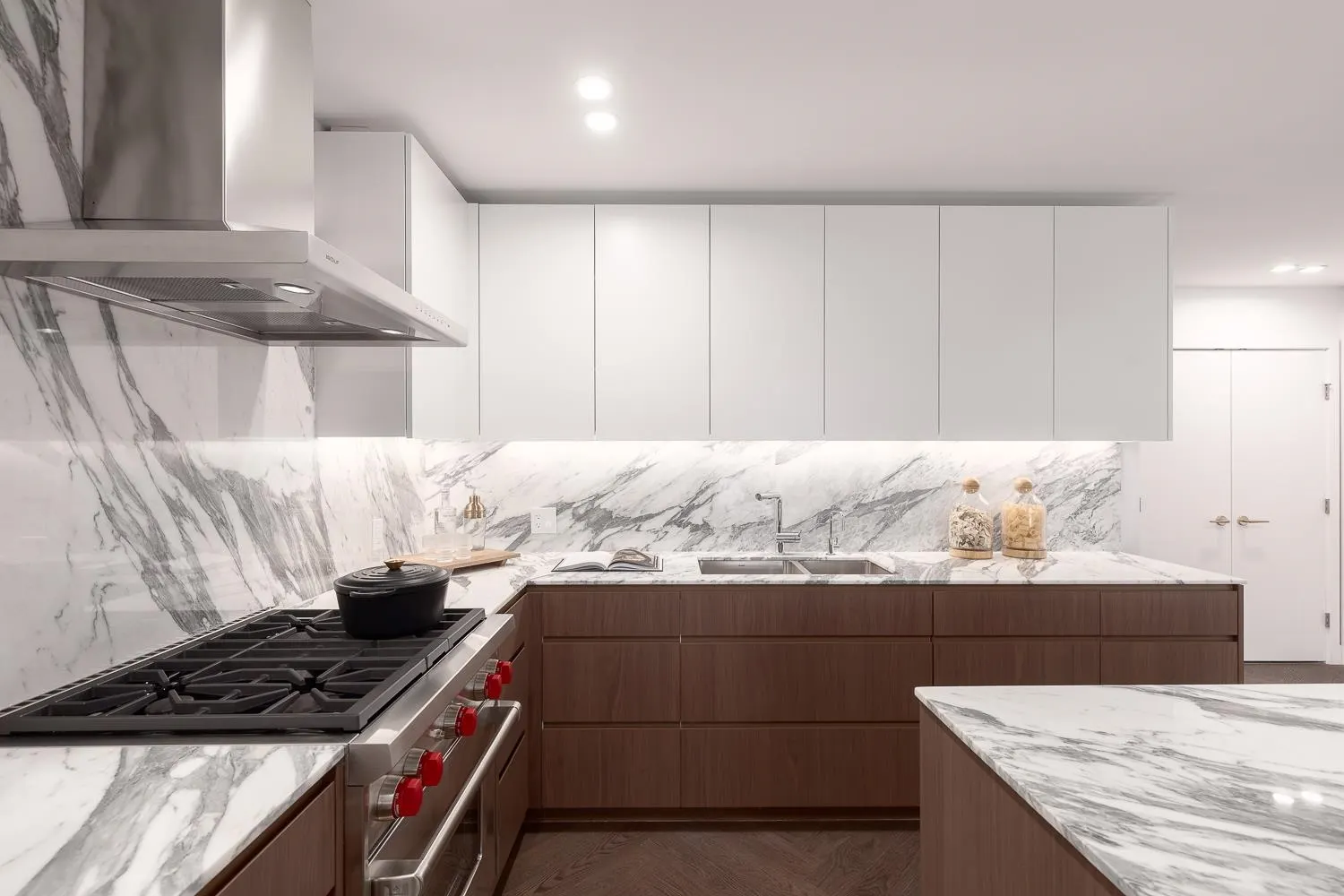 406 3668 W 10th Avenue