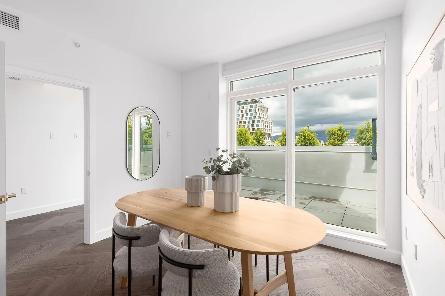 406 3668 W 10th Avenue