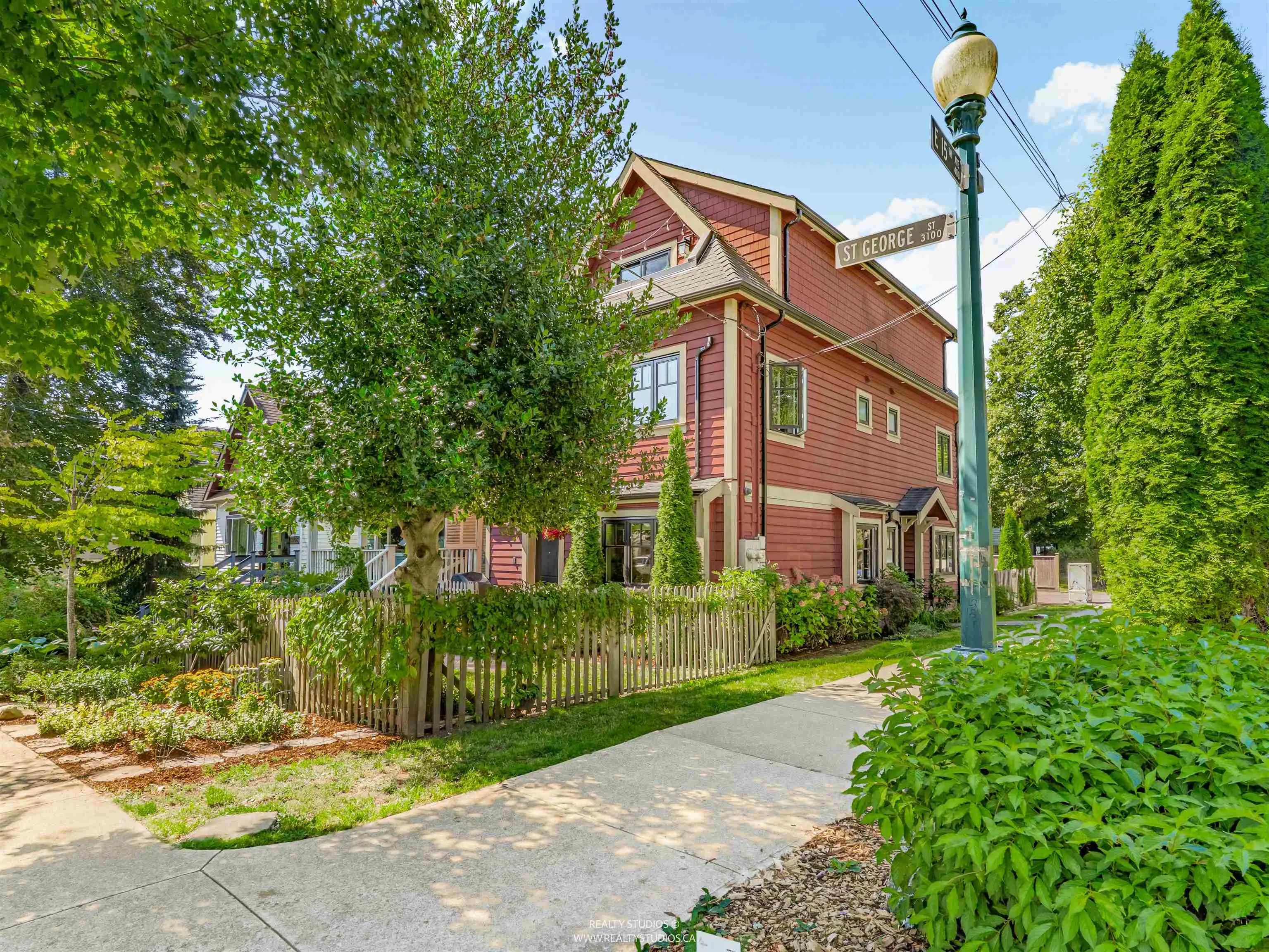 3103 St. George Street