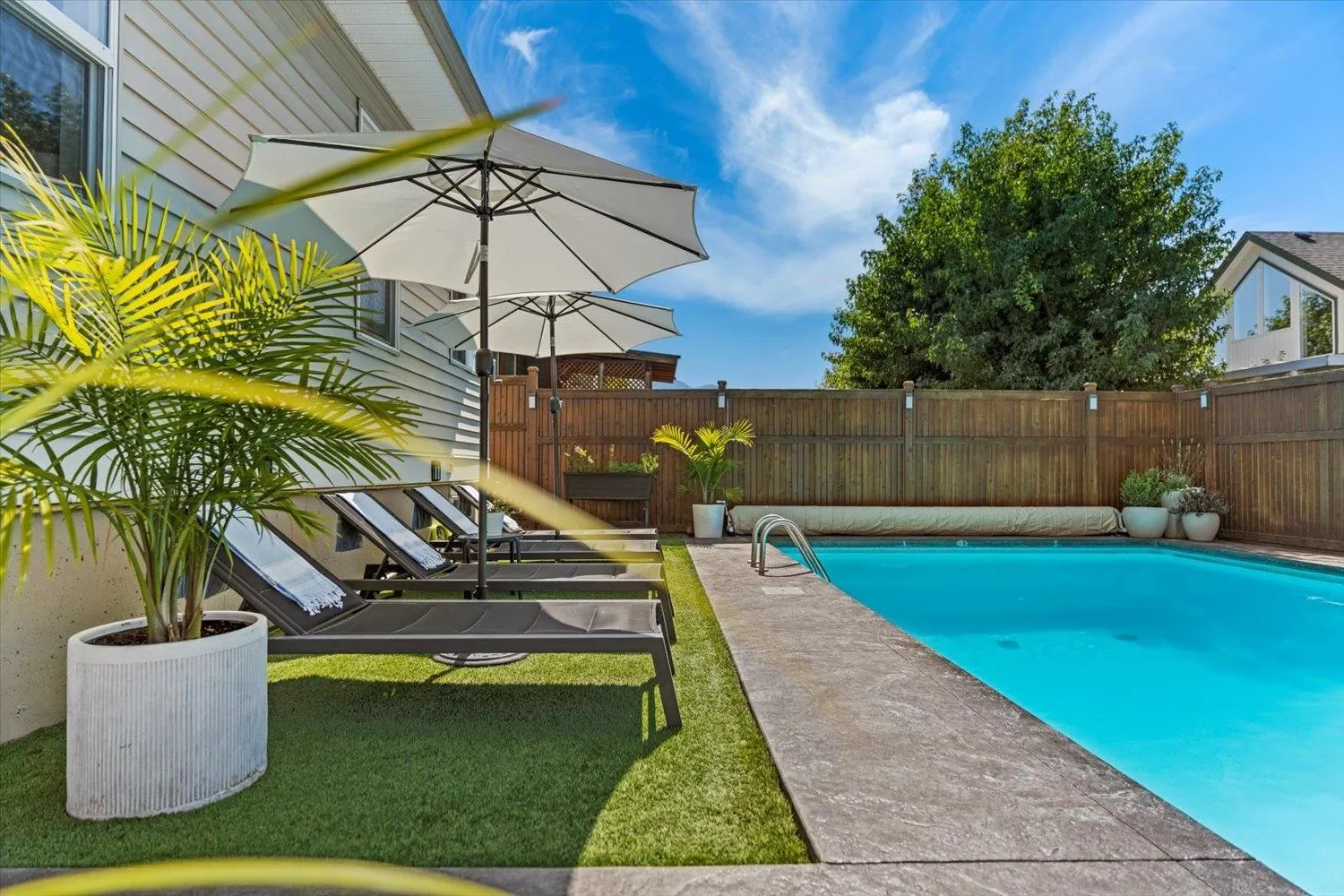 6819 School Lane